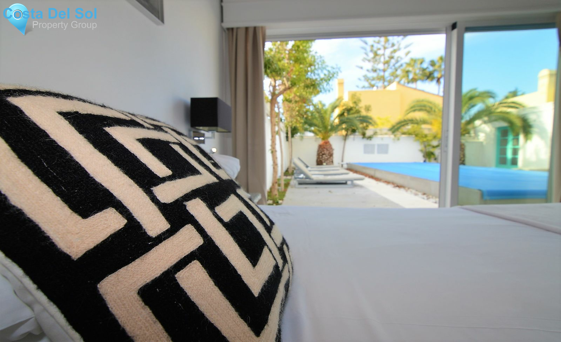 Detached Villa in Estepona-1389811