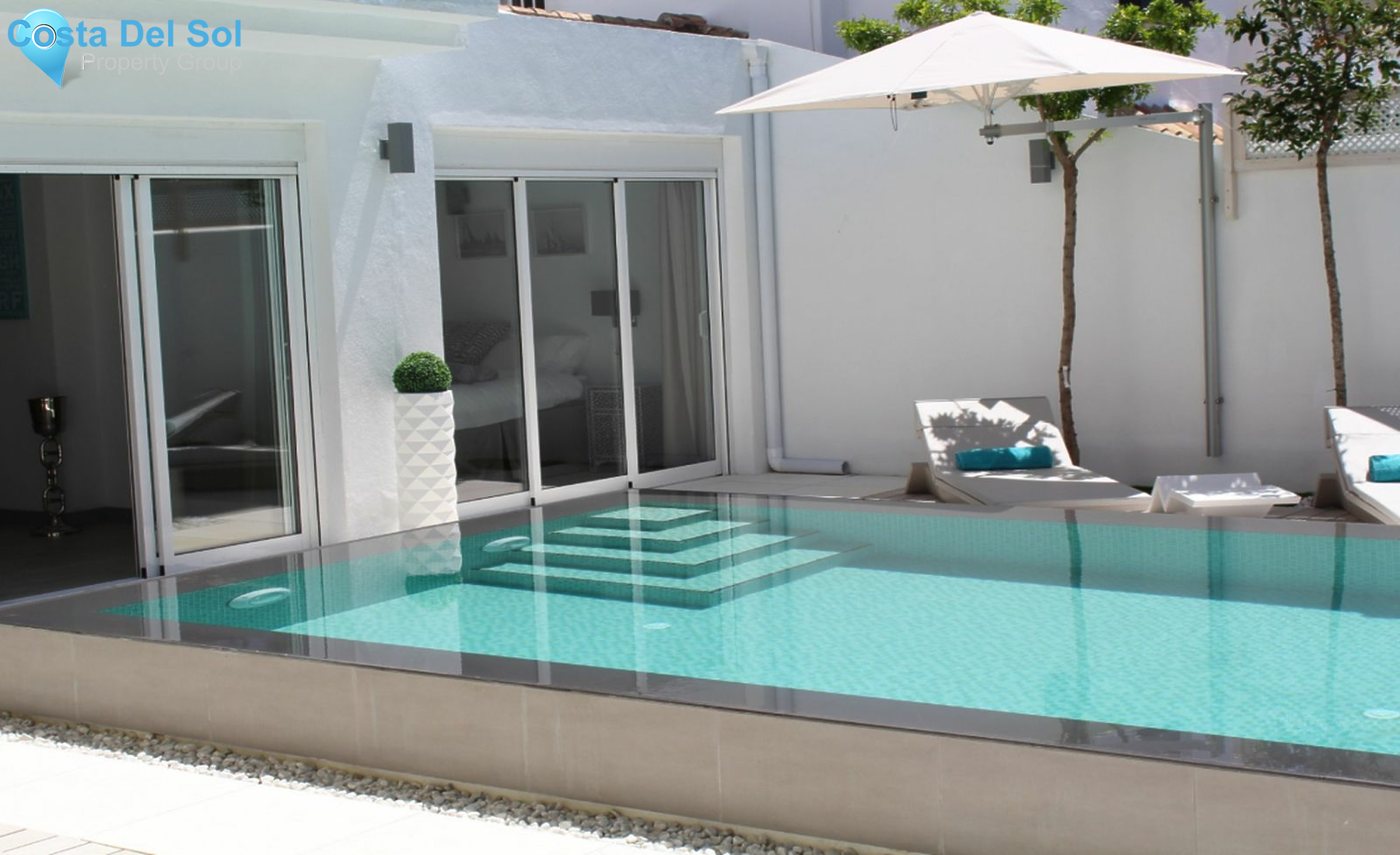 Detached Villa in Estepona-1389802