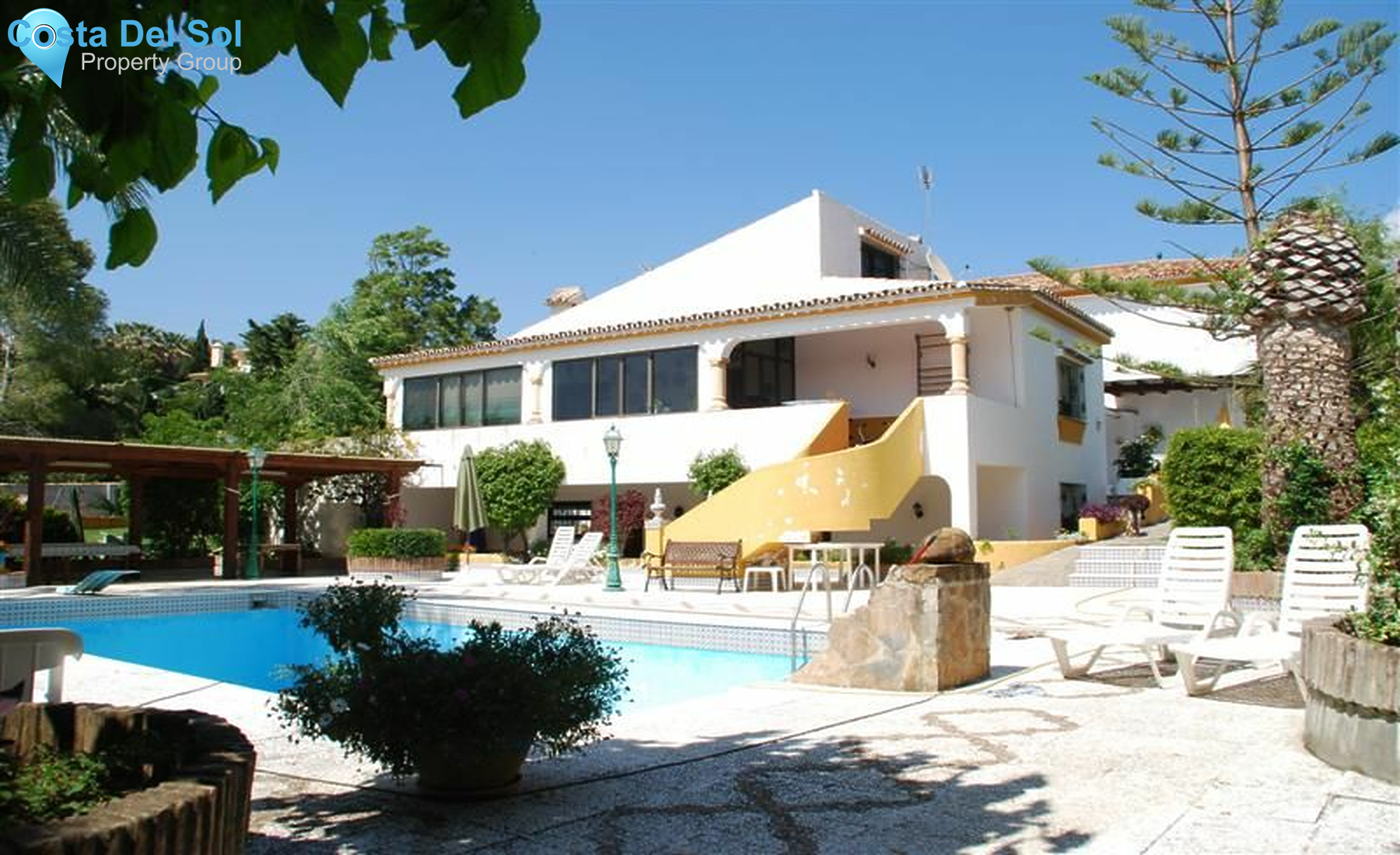 Detached Villa in Estepona-1393293