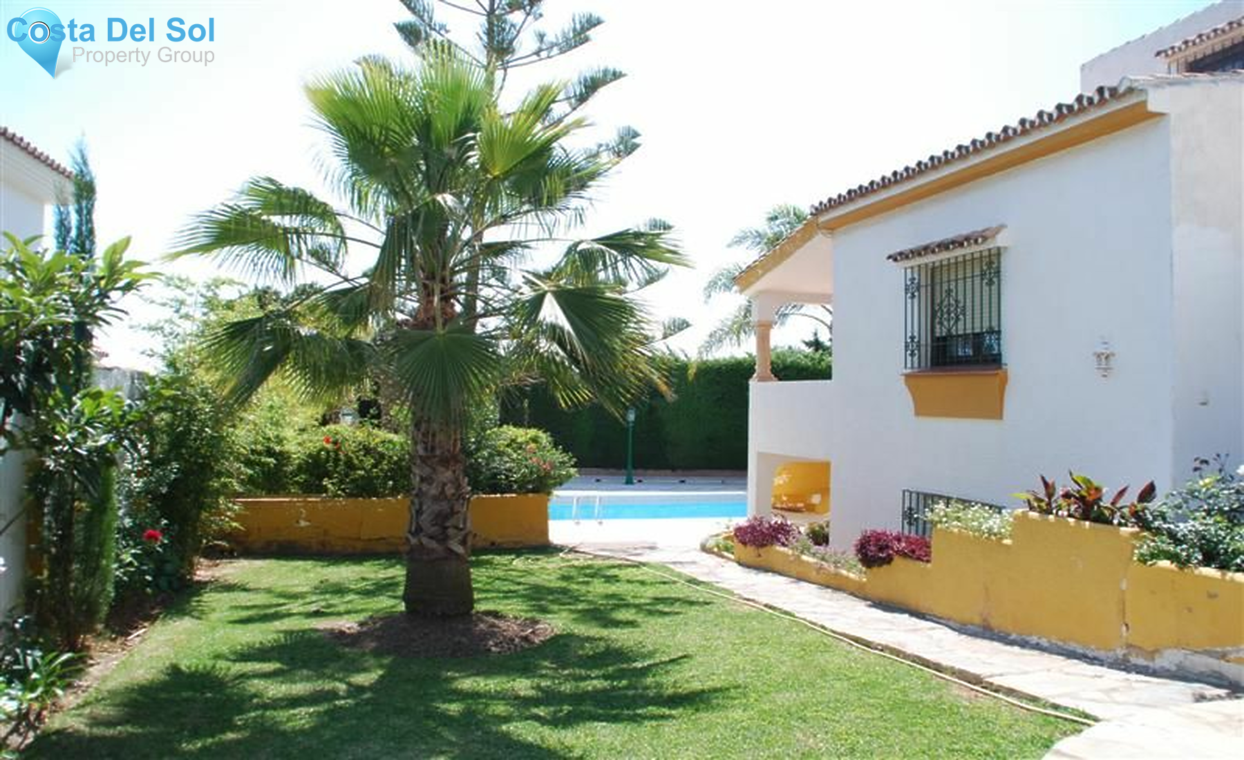 Detached Villa in Estepona-1393306