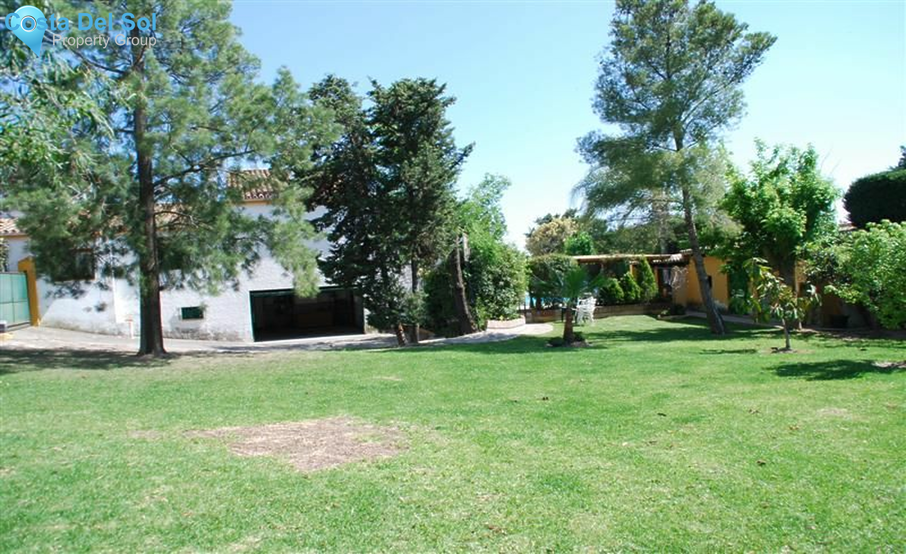 Detached Villa in Estepona-1393312