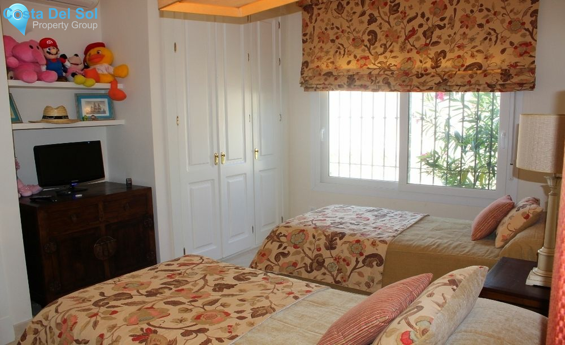 Detached Villa in Estepona-1395084