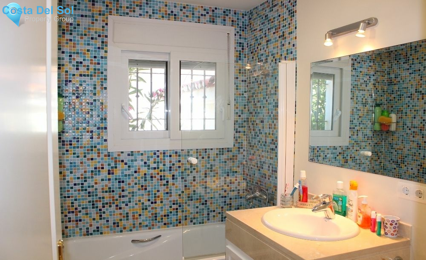 Detached Villa in Estepona-1395087