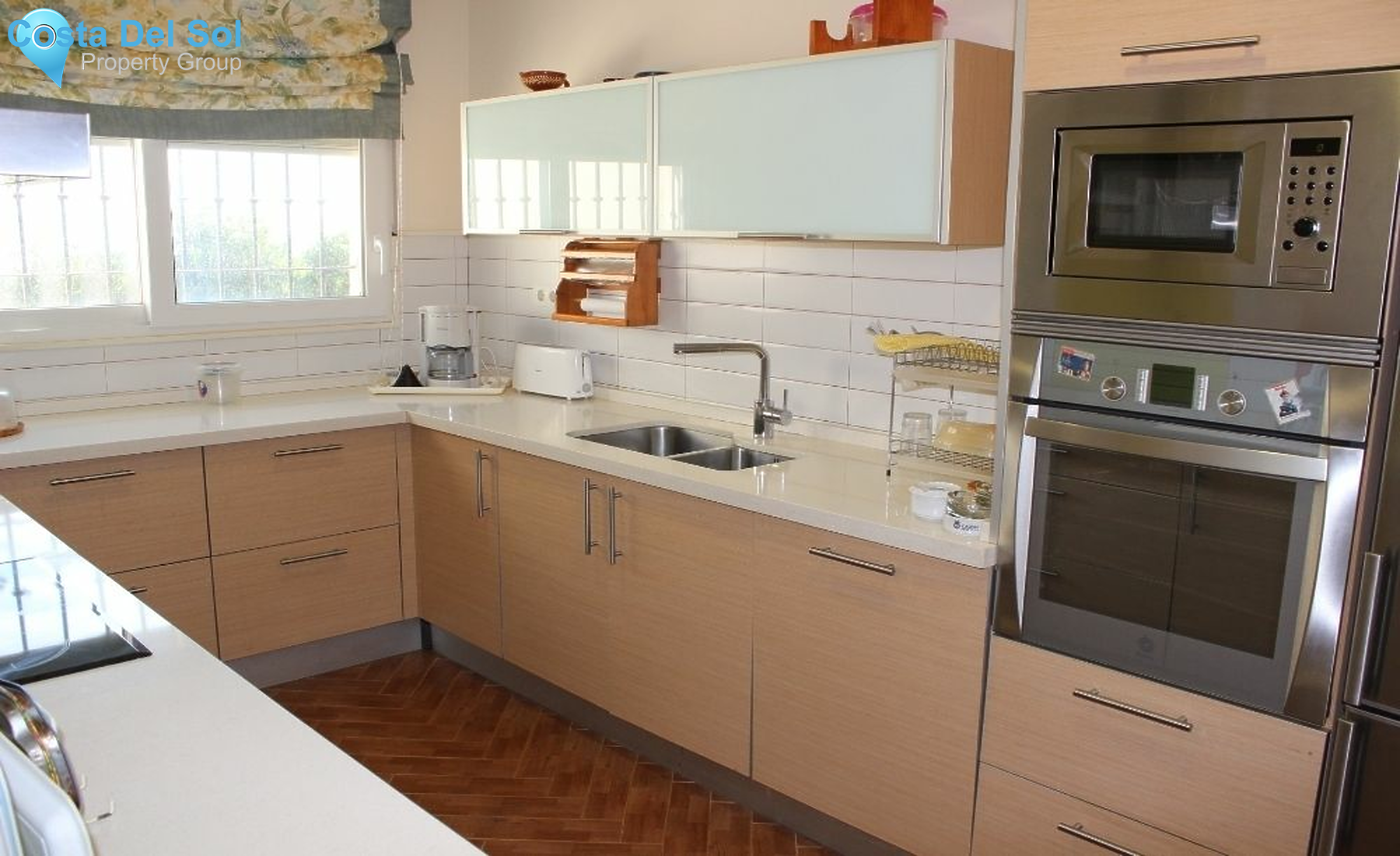Detached Villa in Estepona-1395077