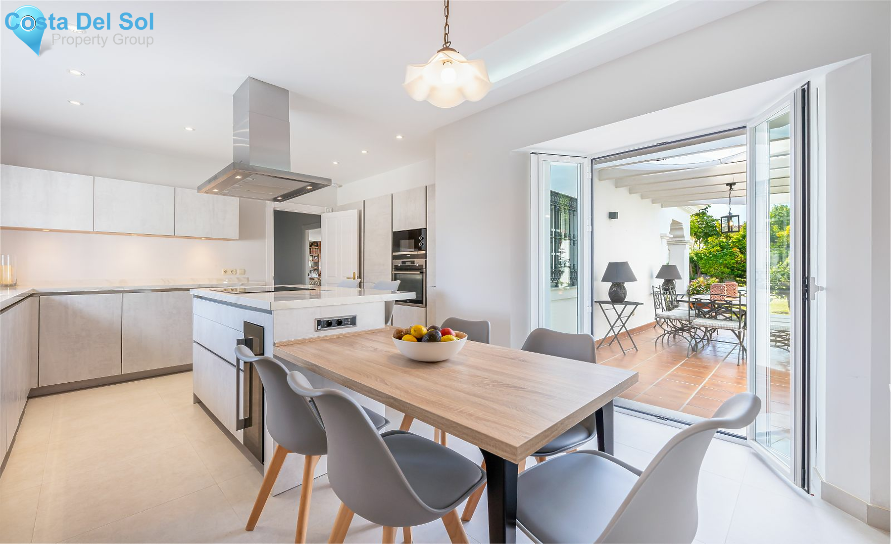 Detached Villa in Estepona-1398609