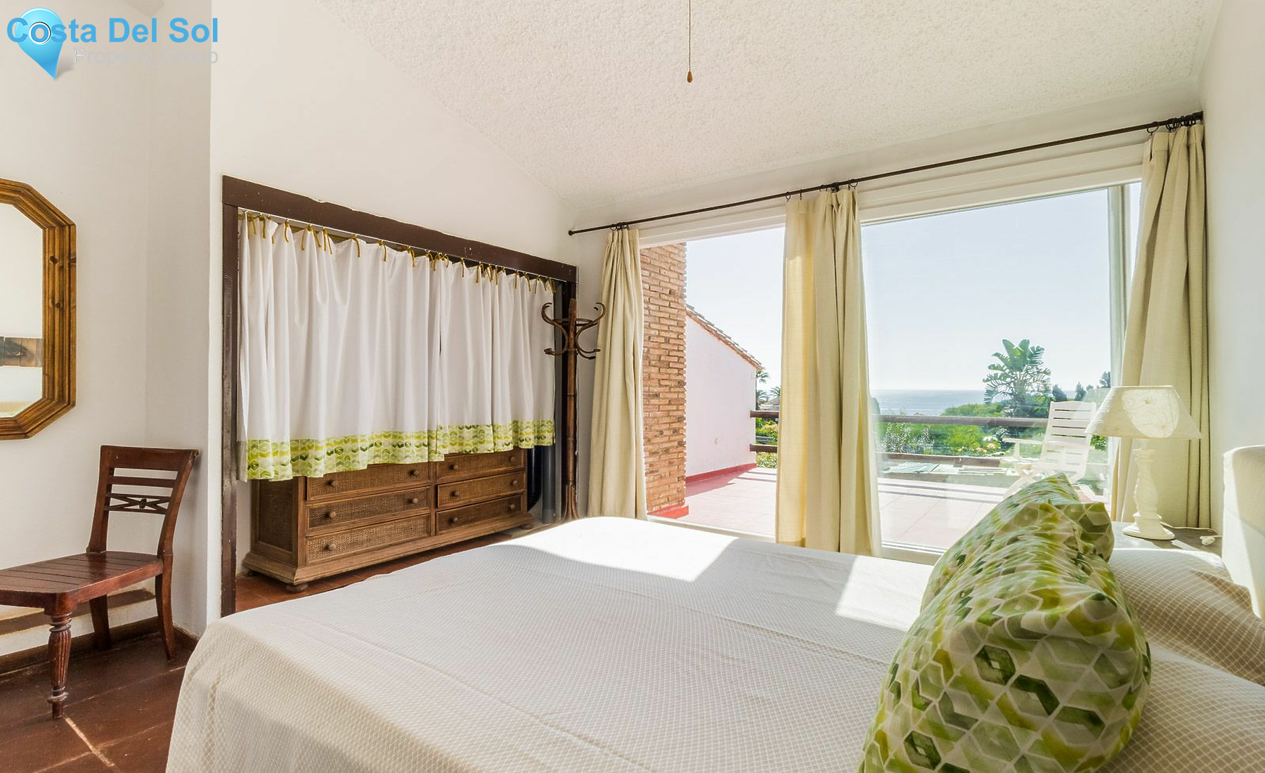 Detached Villa in Estepona-1483389