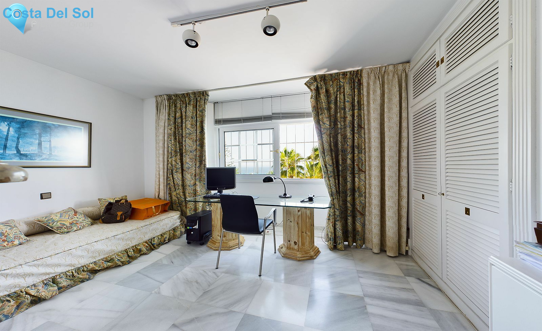 Detached Villa in Estepona-1517525