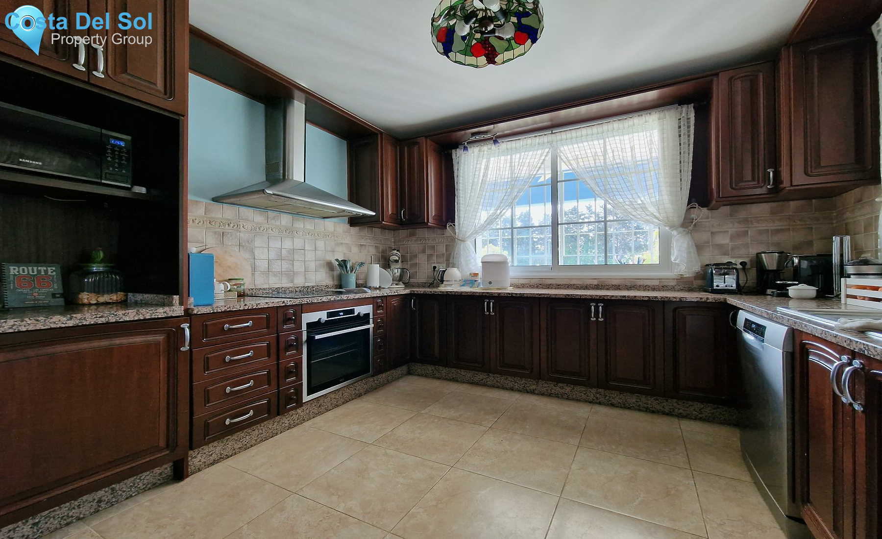 Detached Villa in Guadalmina Baja-1186173