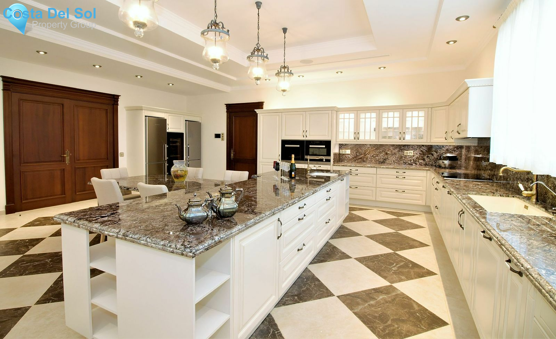 Detached Villa in Guadalmina Baja-1480972