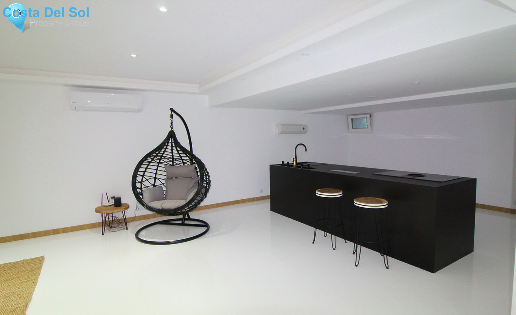 Detached Villa in Hacienda Las Chapas-688879