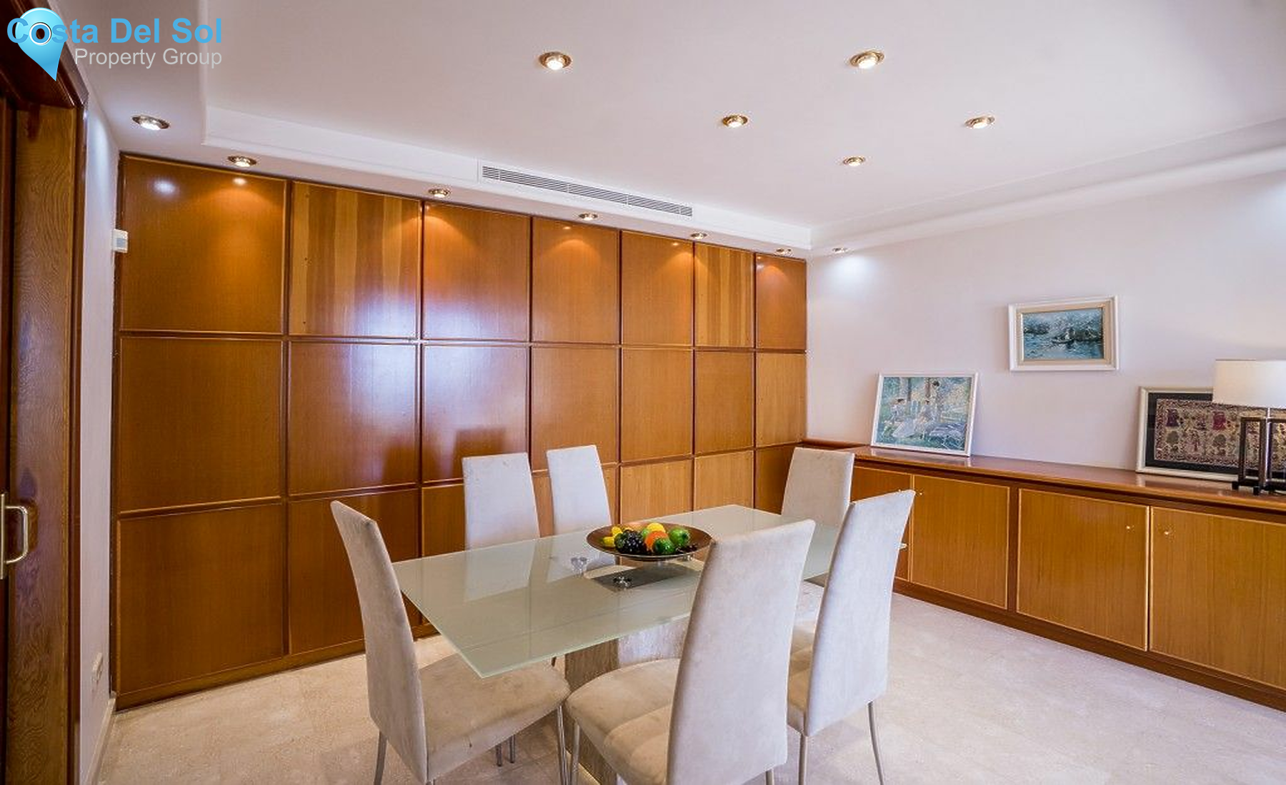 Detached Villa in Hacienda Las Chapas-1134352