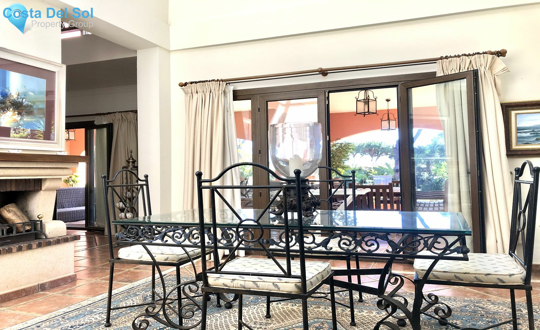 Detached Villa in Hacienda Las Chapas-1161948