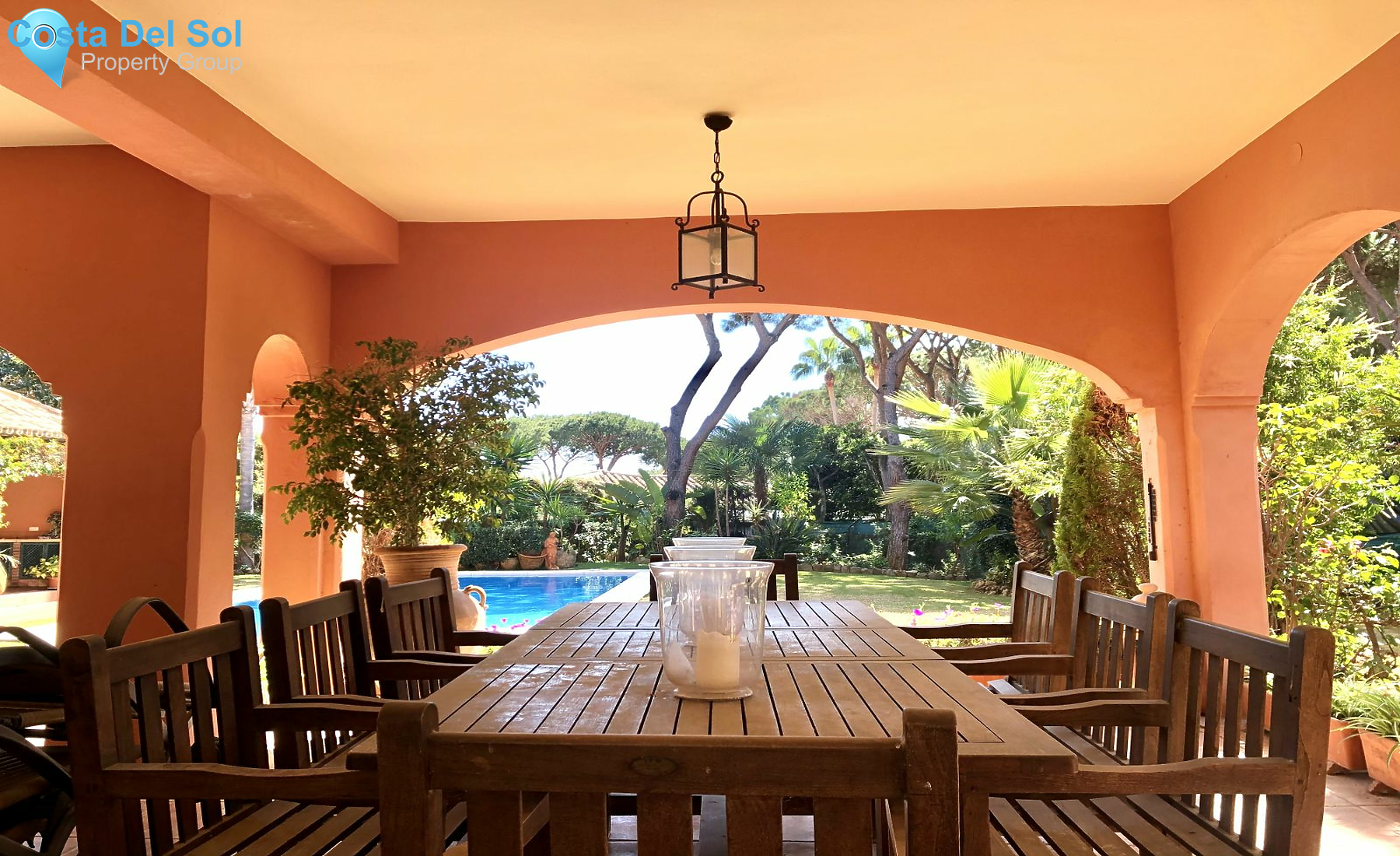 Detached Villa in Hacienda Las Chapas-1161951