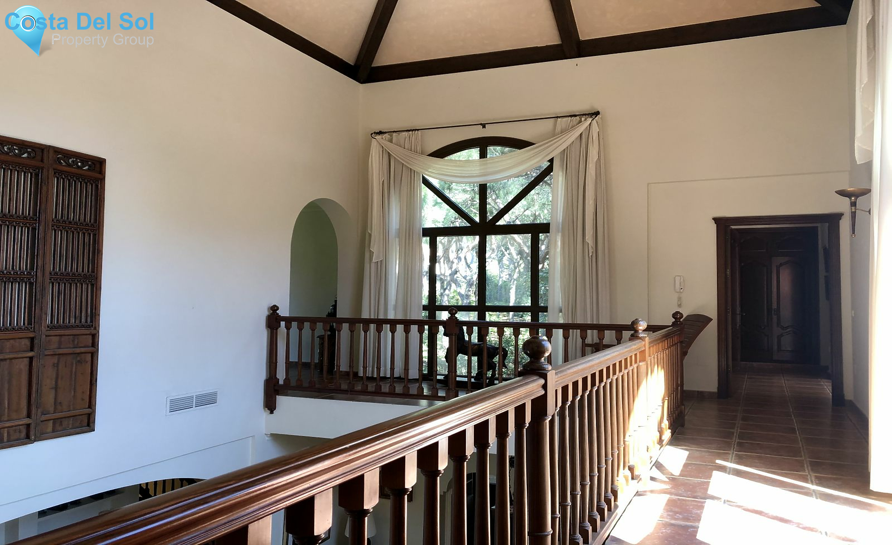 Detached Villa in Hacienda Las Chapas-1161954