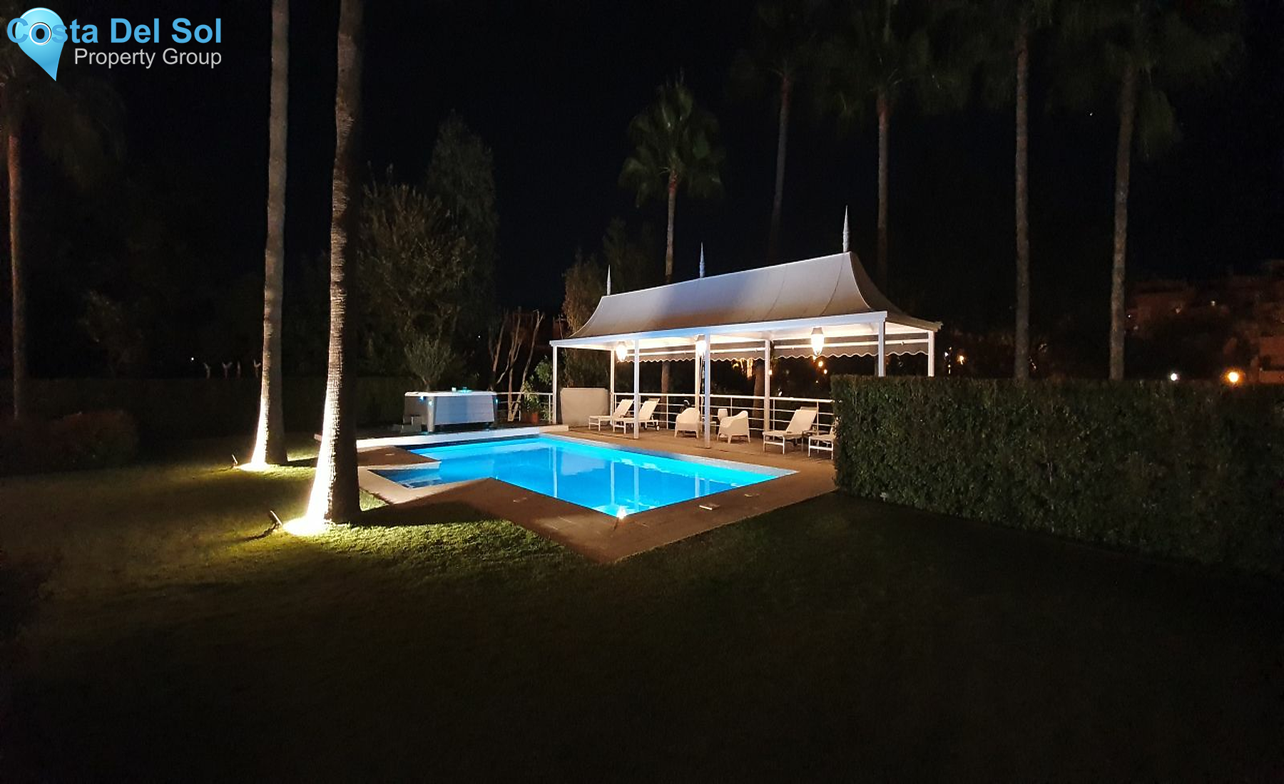 Detached Villa in Hacienda Las Chapas-1178534