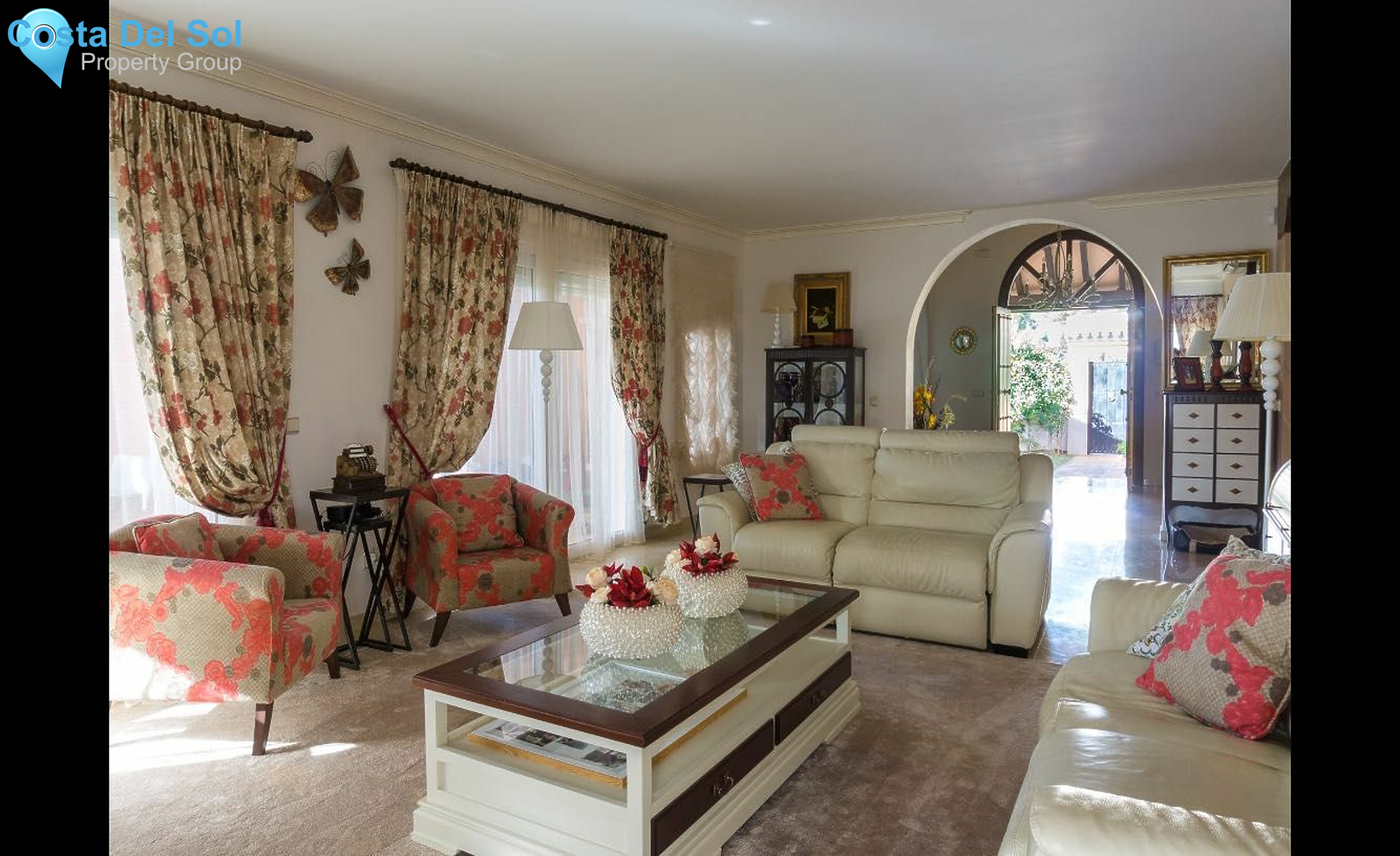 Detached Villa in Hacienda Las Chapas-1232863