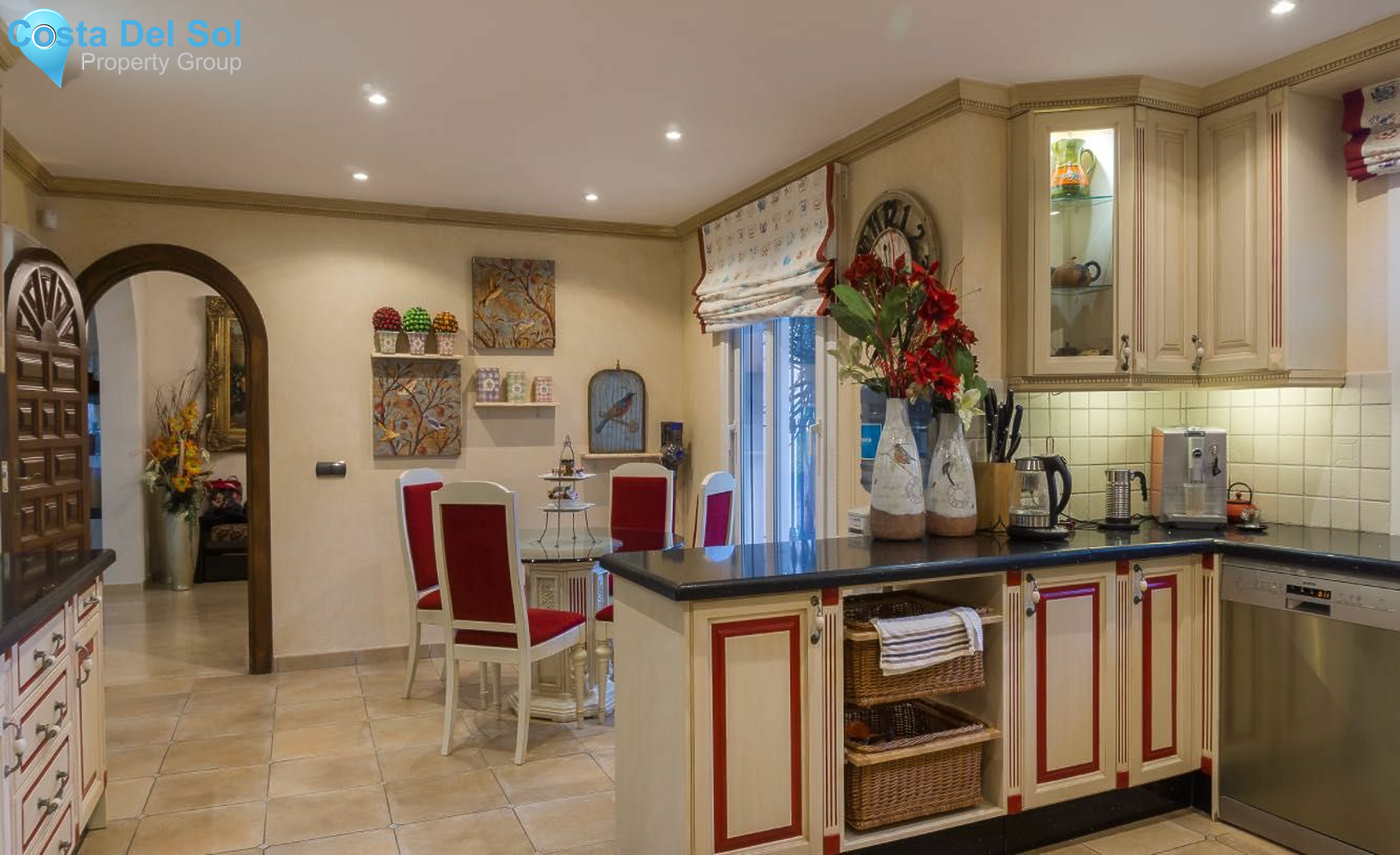 Detached Villa in Hacienda Las Chapas-1232852