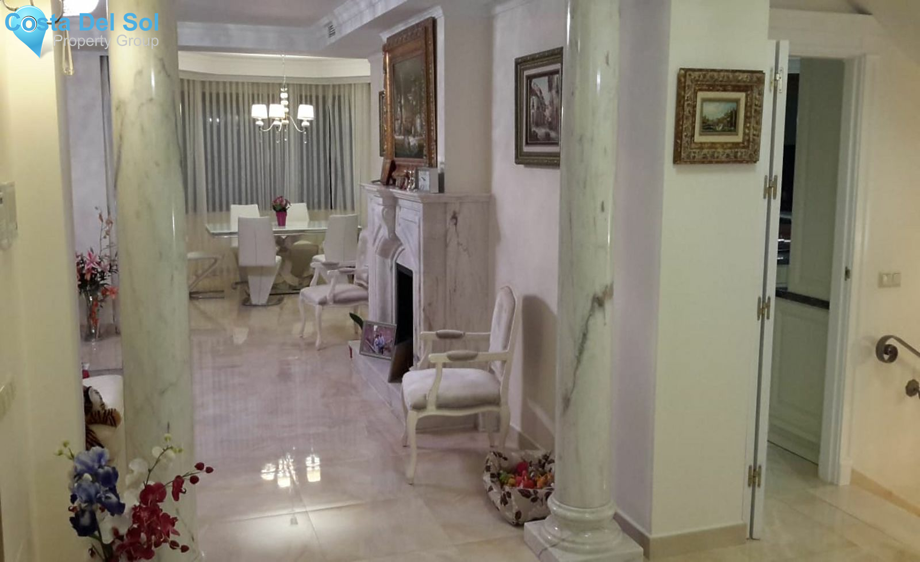 Detached Villa in Hacienda Las Chapas-1393158