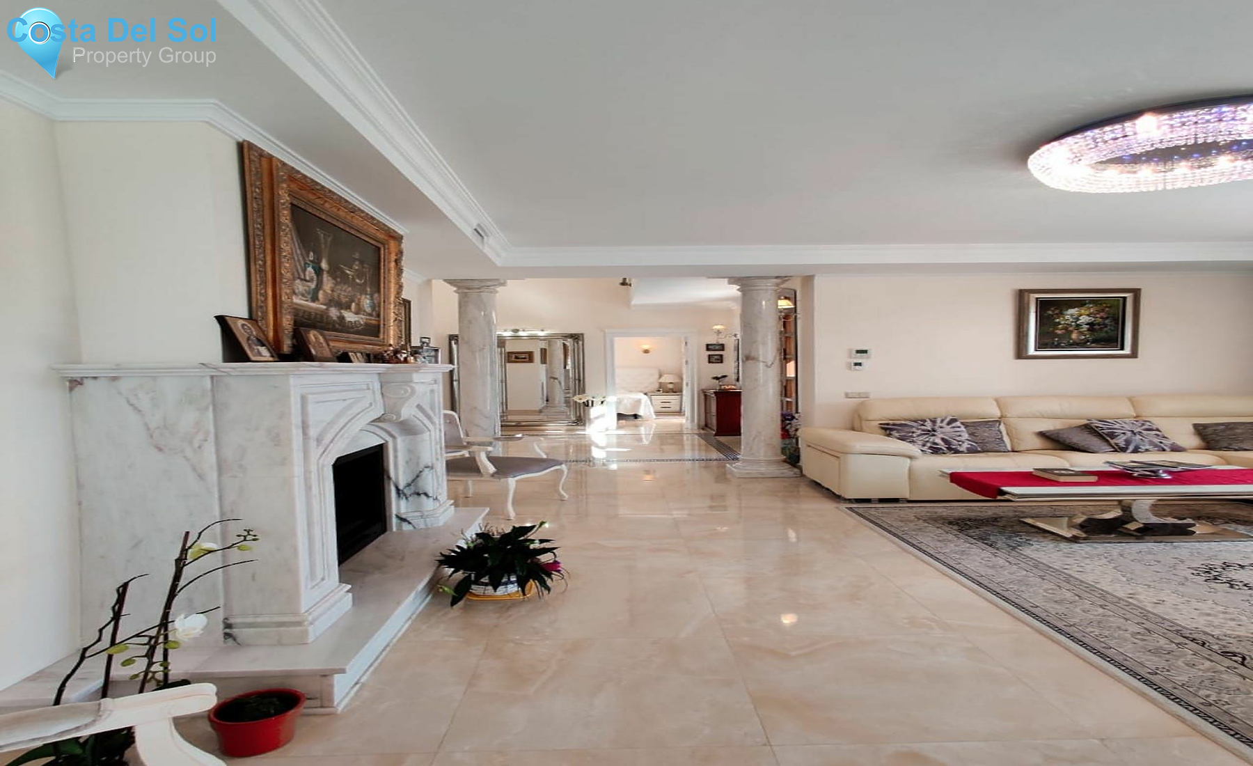 Detached Villa in Hacienda Las Chapas-1393150