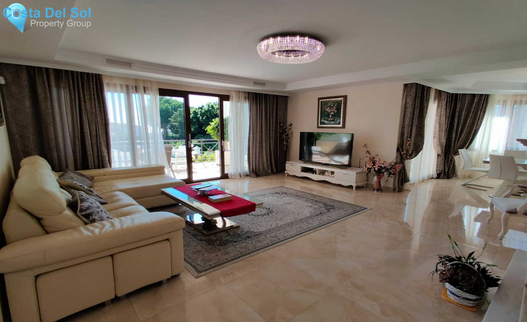 Detached Villa in Hacienda Las Chapas-1393152