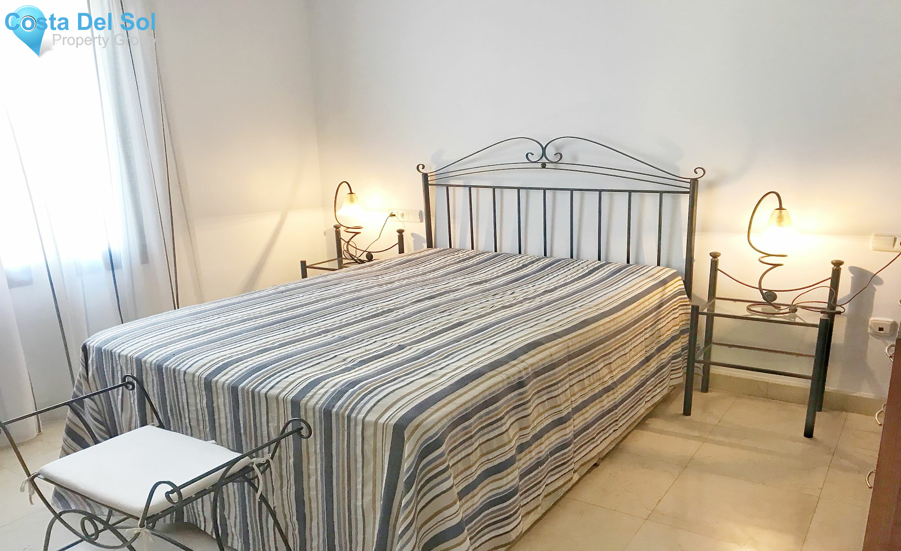 Detached Villa in Hacienda Las Chapas-1394036