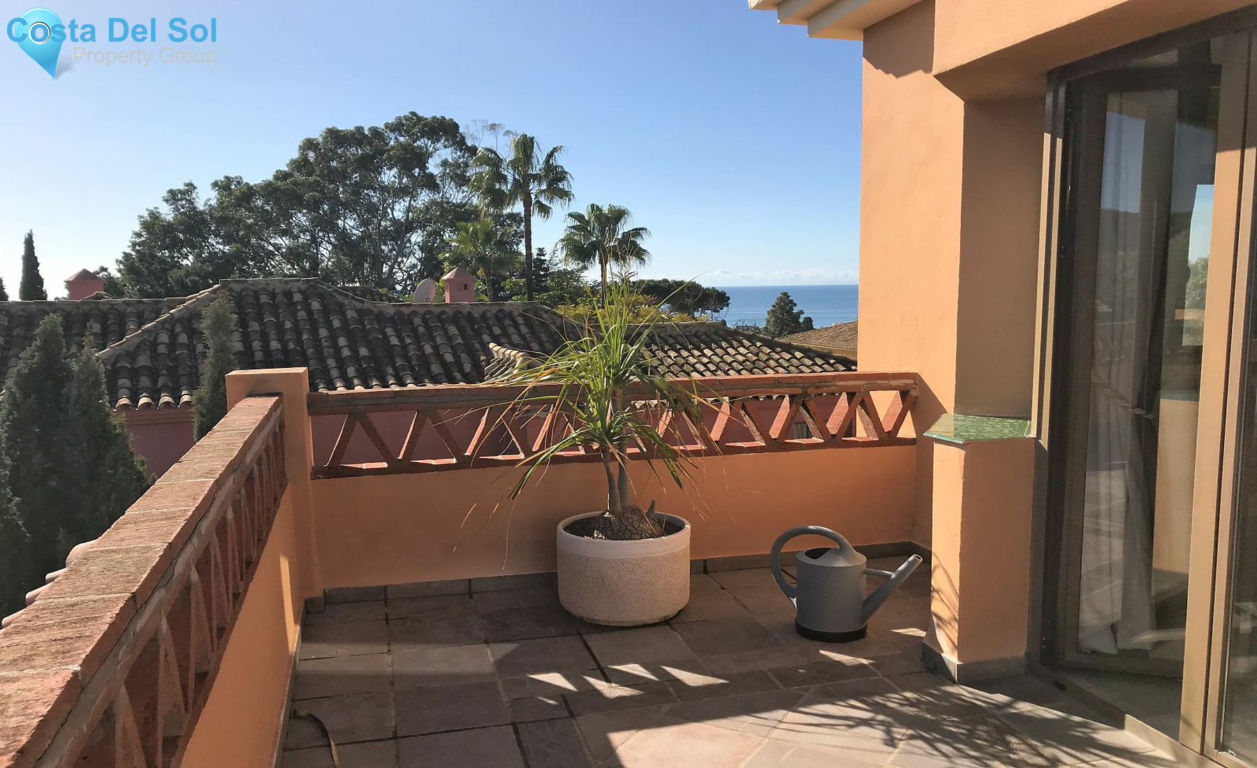 Detached Villa in Hacienda Las Chapas-1394040