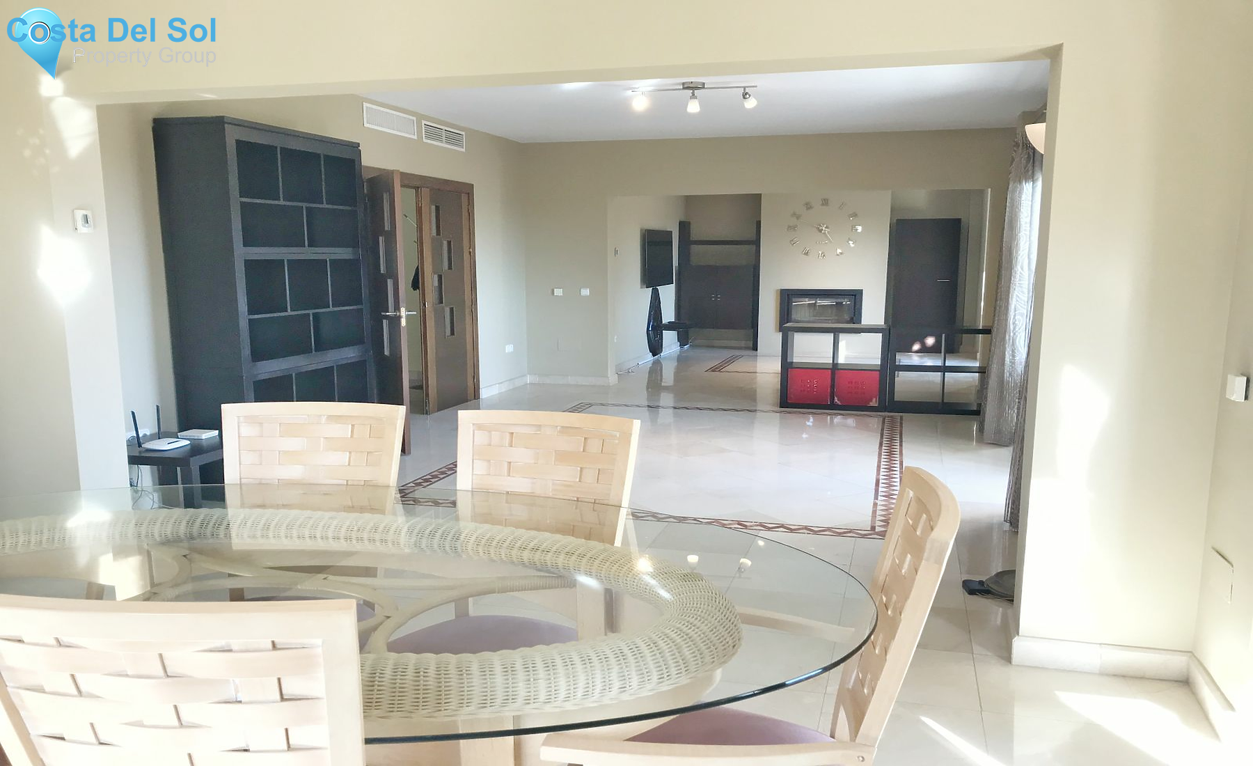 Detached Villa in Hacienda Las Chapas-1394030