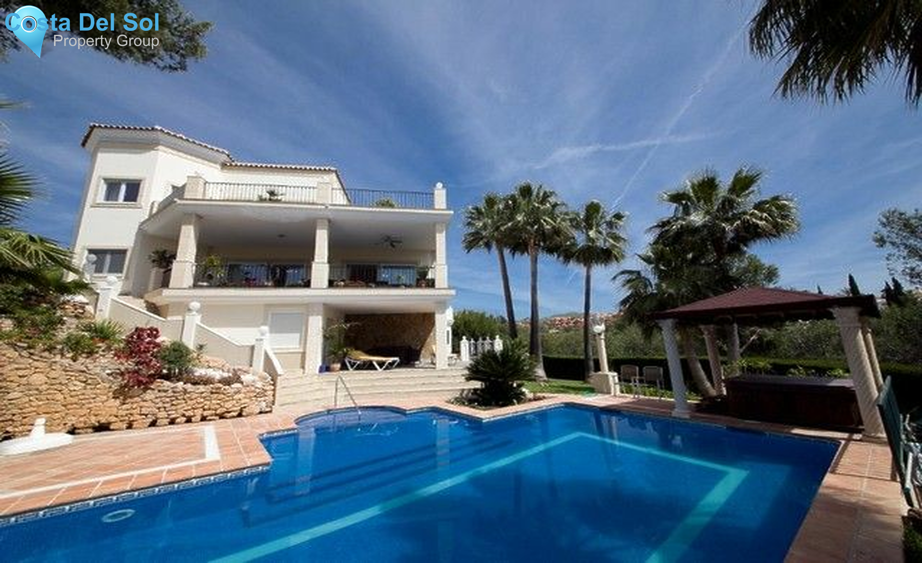 Detached Villa in Hacienda Las Chapas