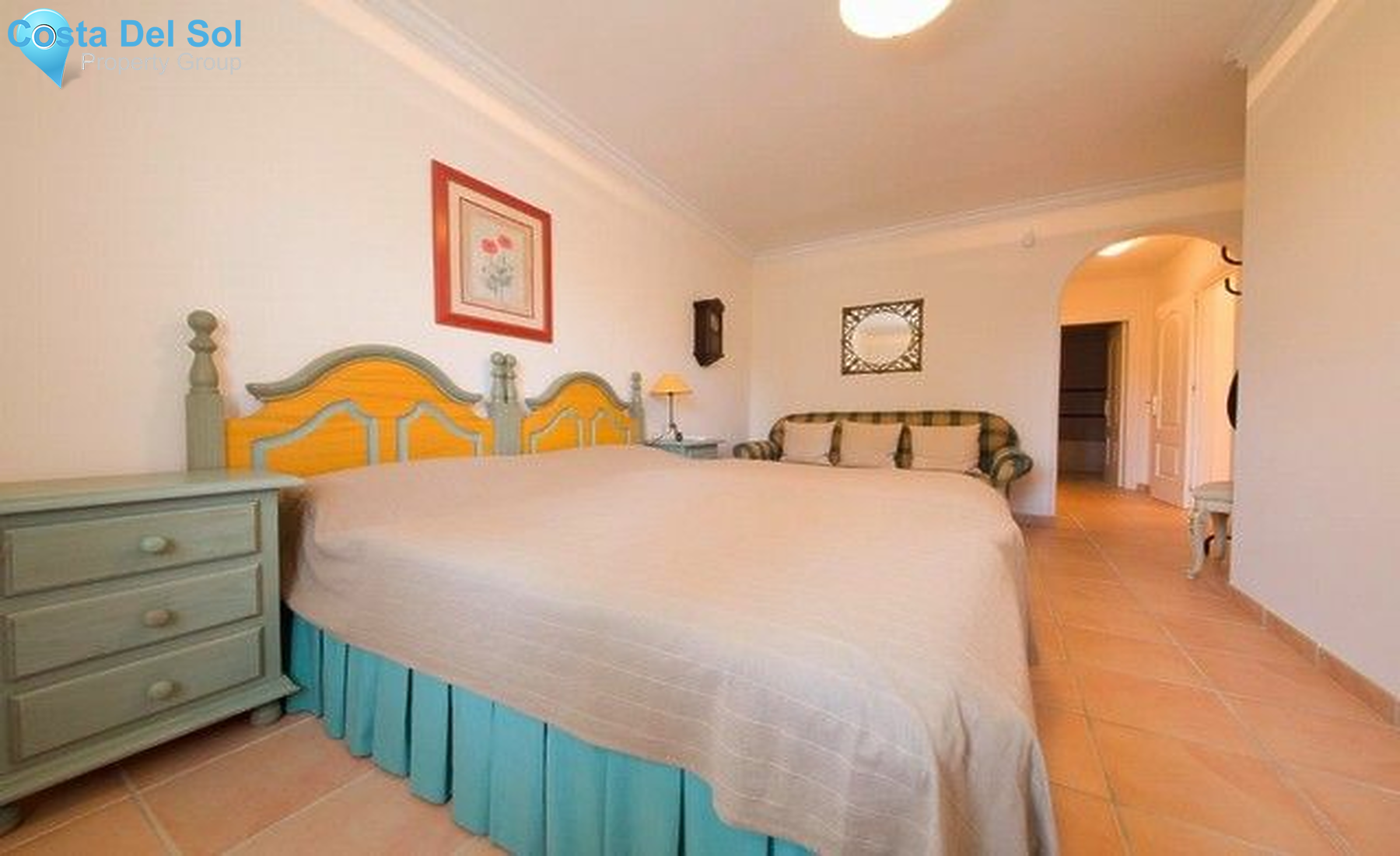 Detached Villa in Hacienda Las Chapas-1399808