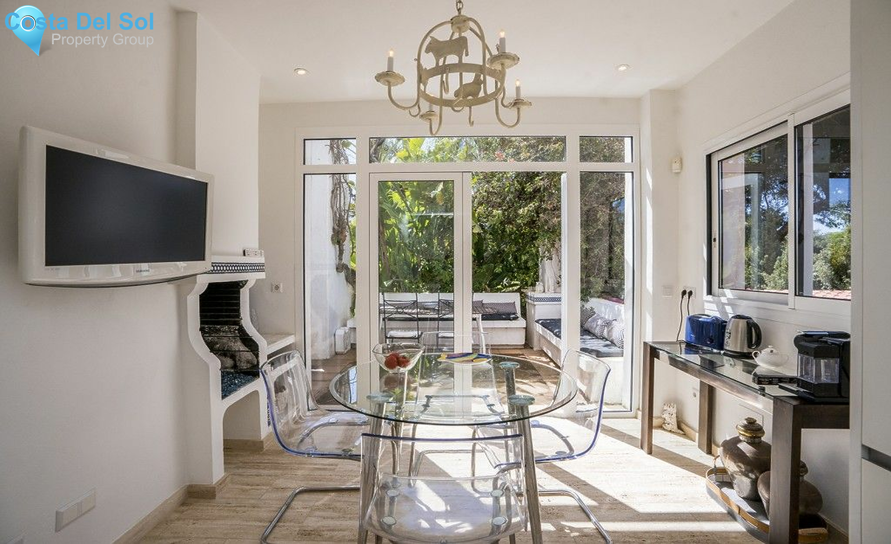 Detached Villa in Hacienda Las Chapas-1492898