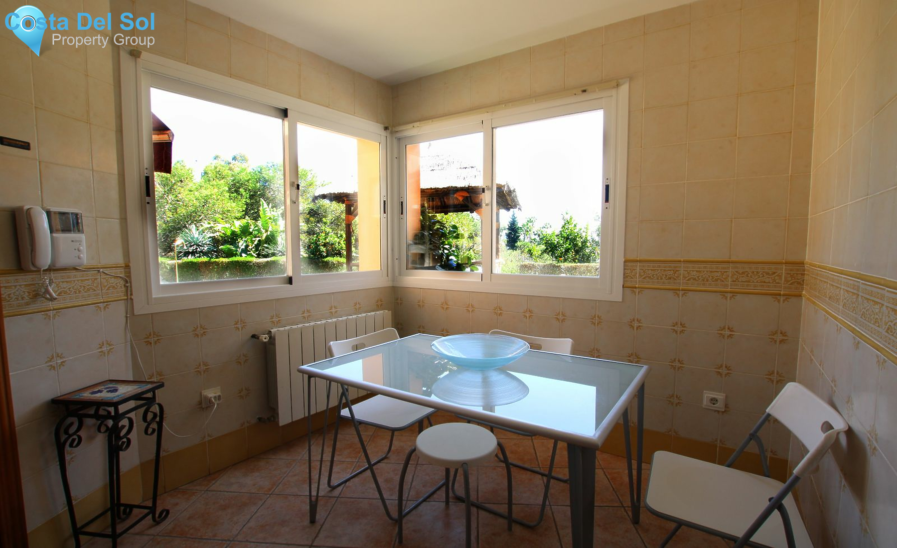Detached Villa in Hacienda Las Chapas-1497164