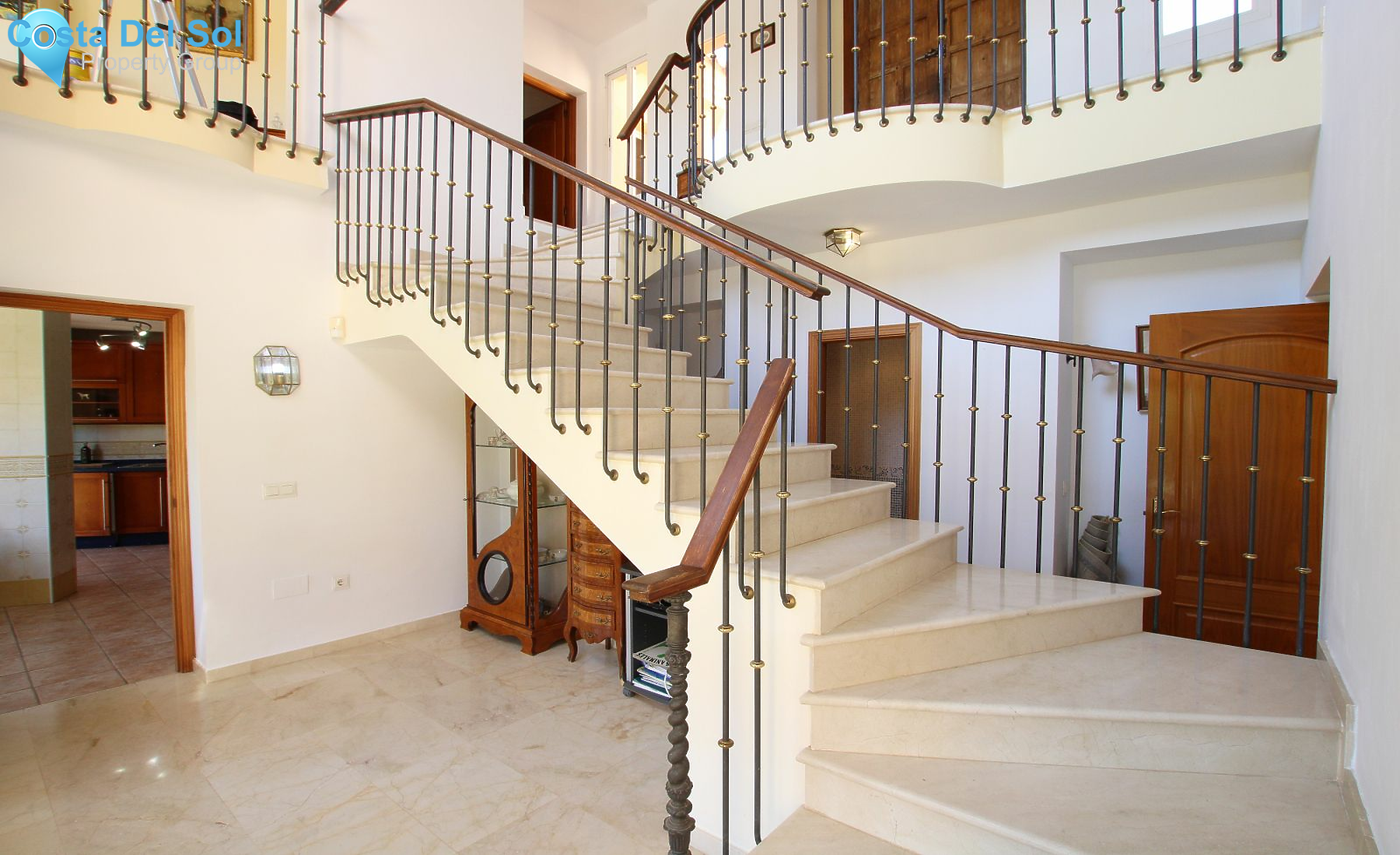 Detached Villa in Hacienda Las Chapas-1497165