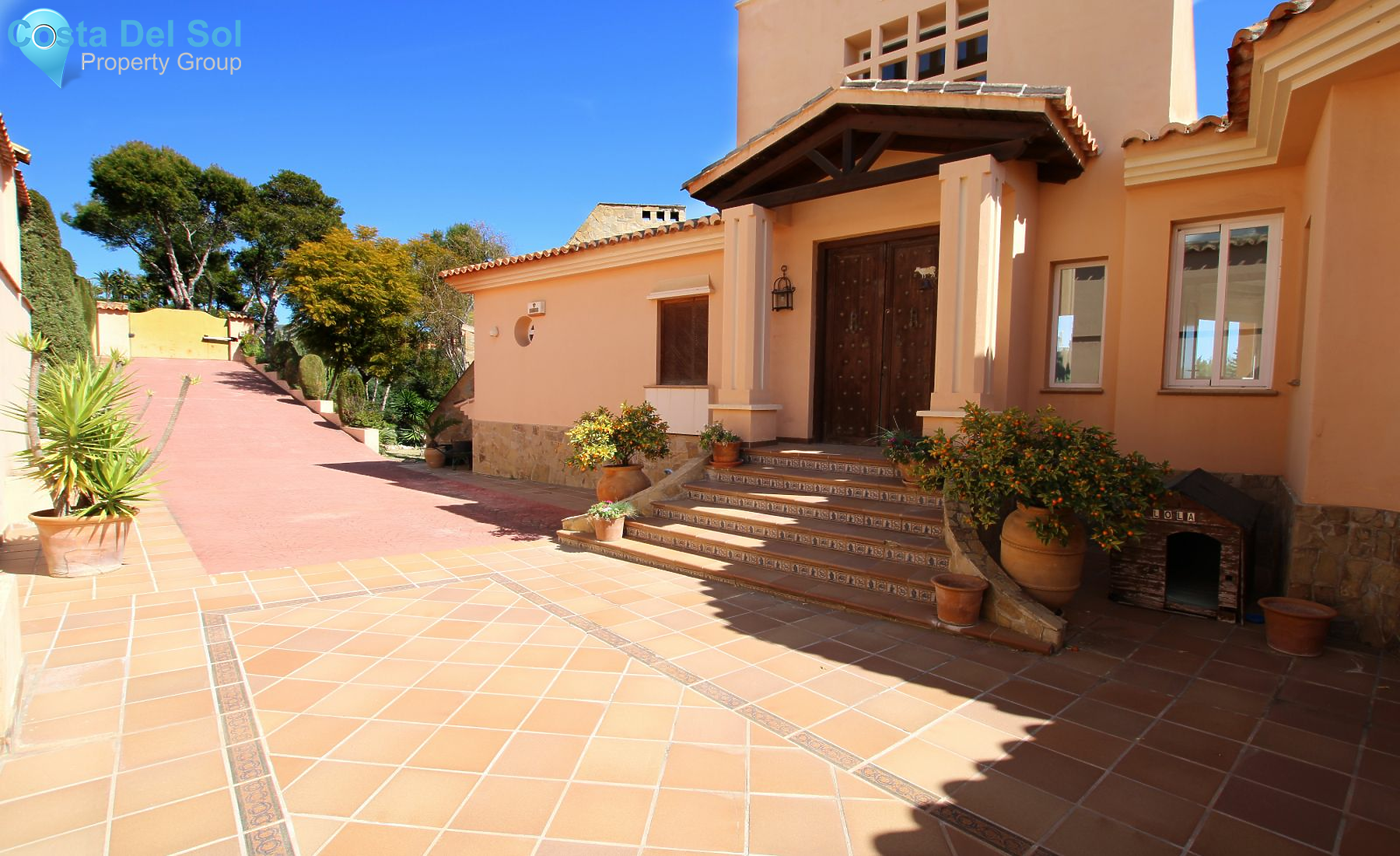 Detached Villa in Hacienda Las Chapas-1497150