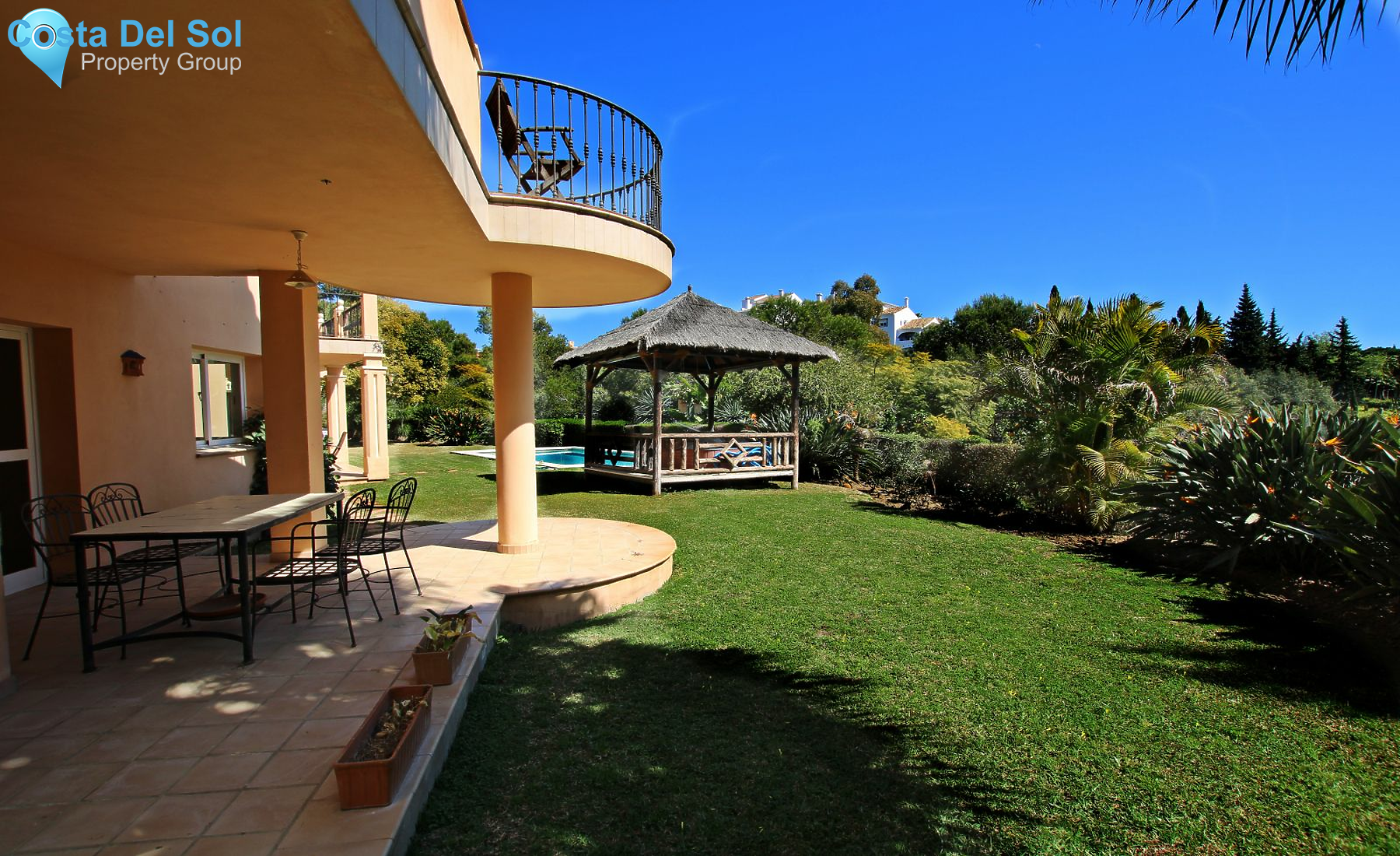 Detached Villa in Hacienda Las Chapas-1497155