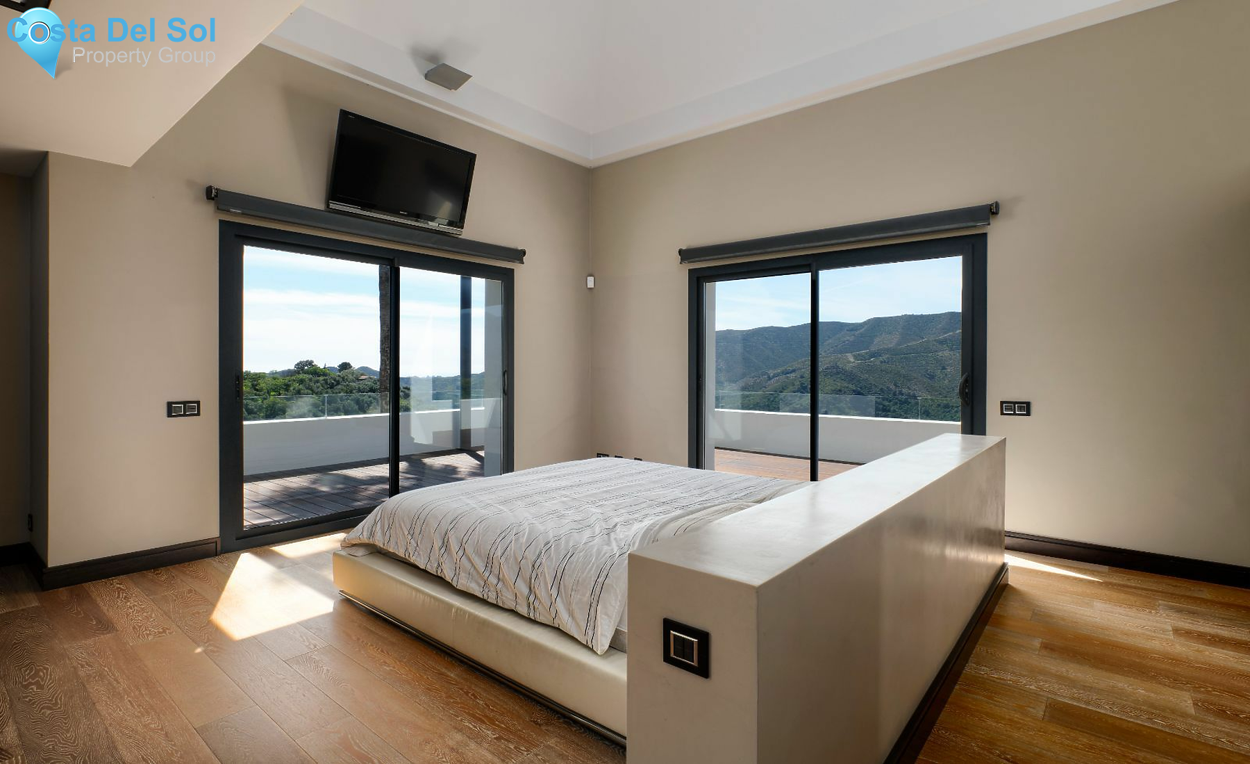 Detached Villa in Istán-1545820