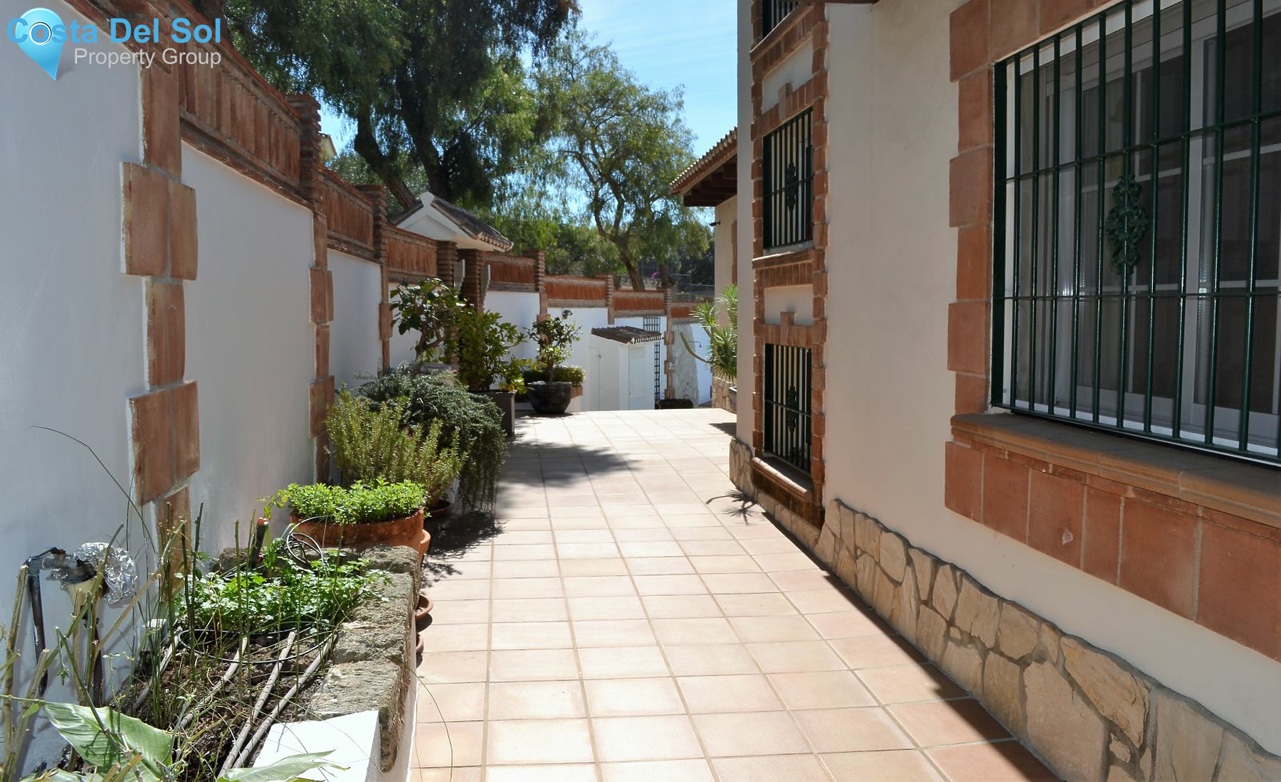 Detached Villa in La Cala-1181804
