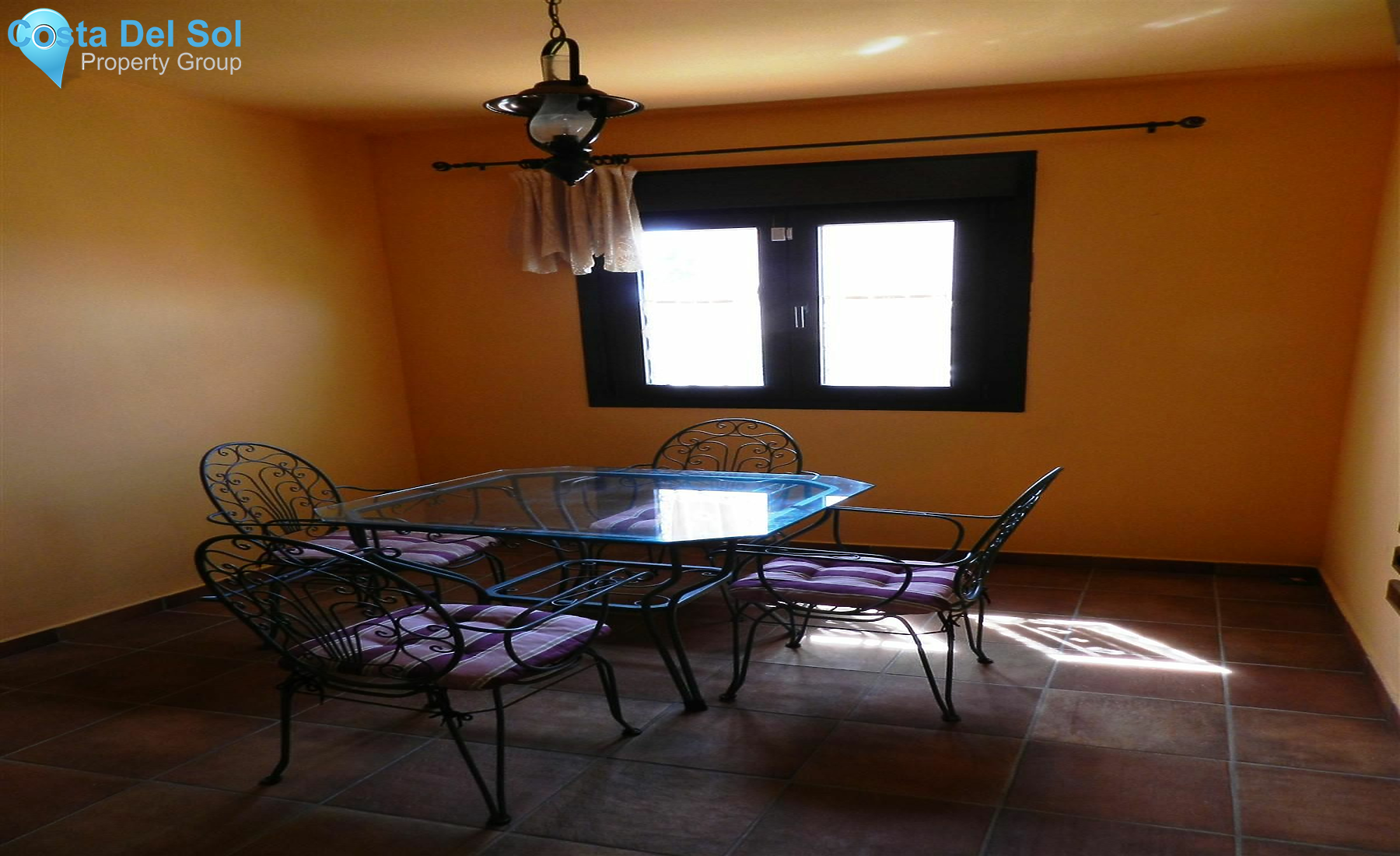 Detached Villa in La Duquesa-1220180