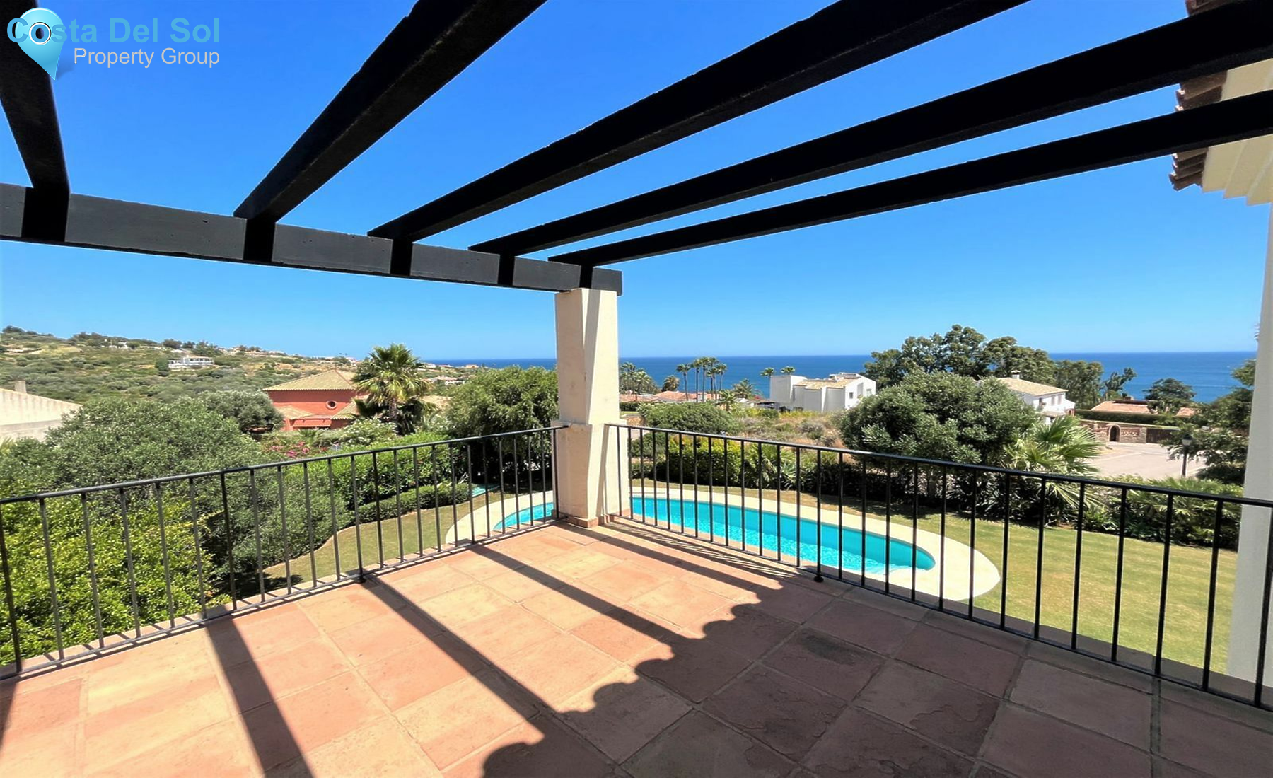 Detached Villa in La Duquesa-1549491