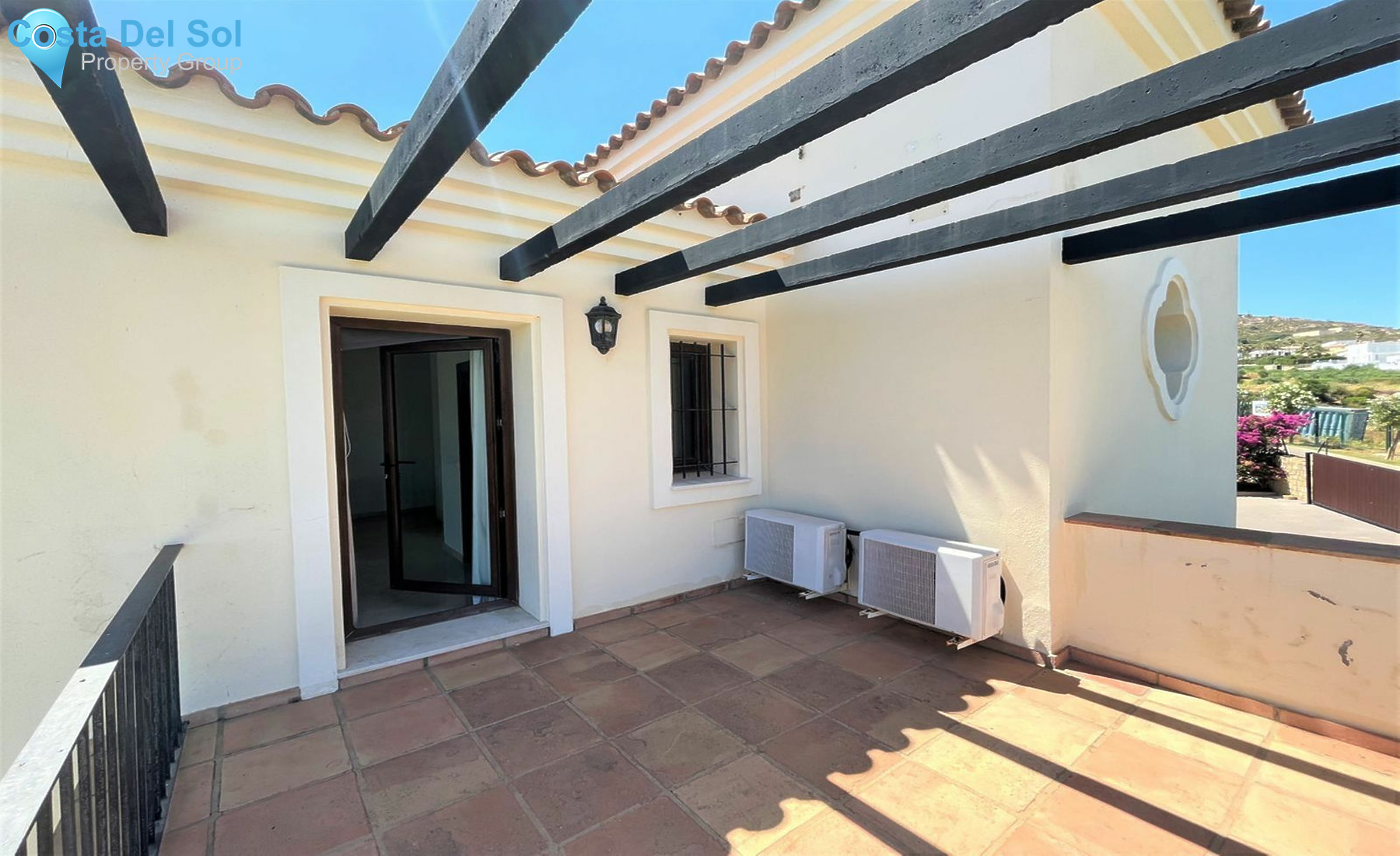 Detached Villa in La Duquesa-1549504