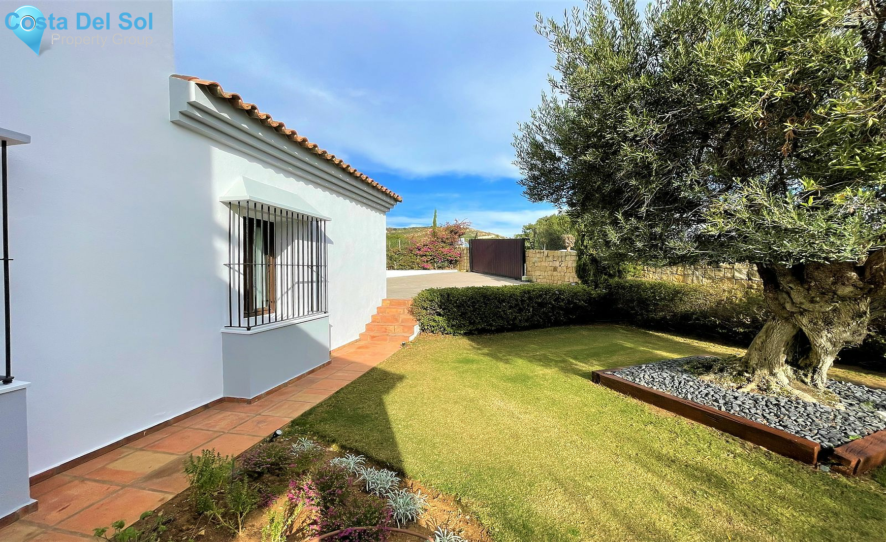 Detached Villa in La Duquesa-1549510