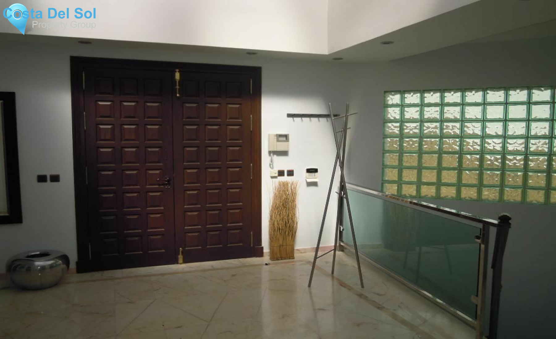 Detached Villa in La Quinta-1211697