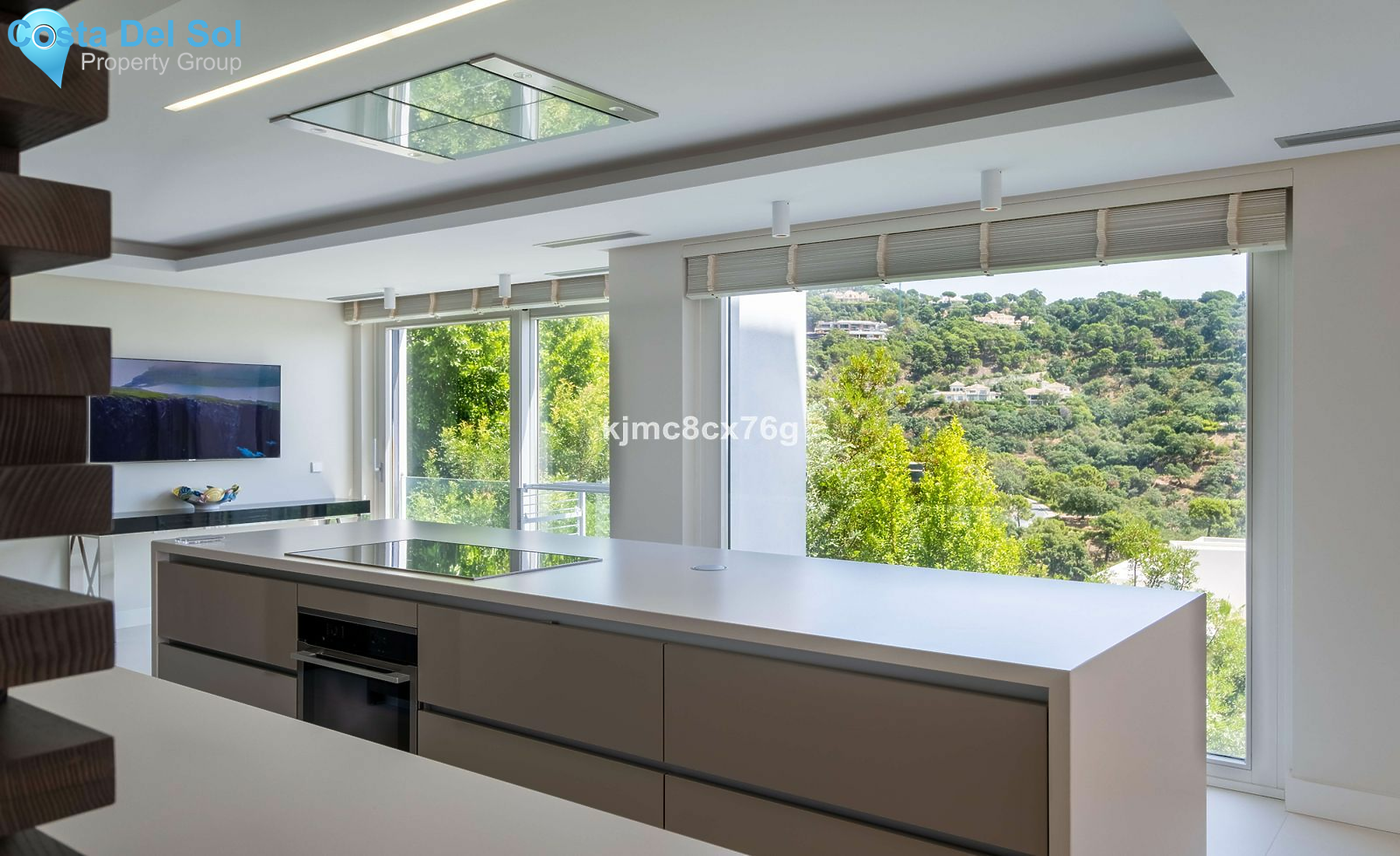 Detached Villa in La Zagaleta-1550069