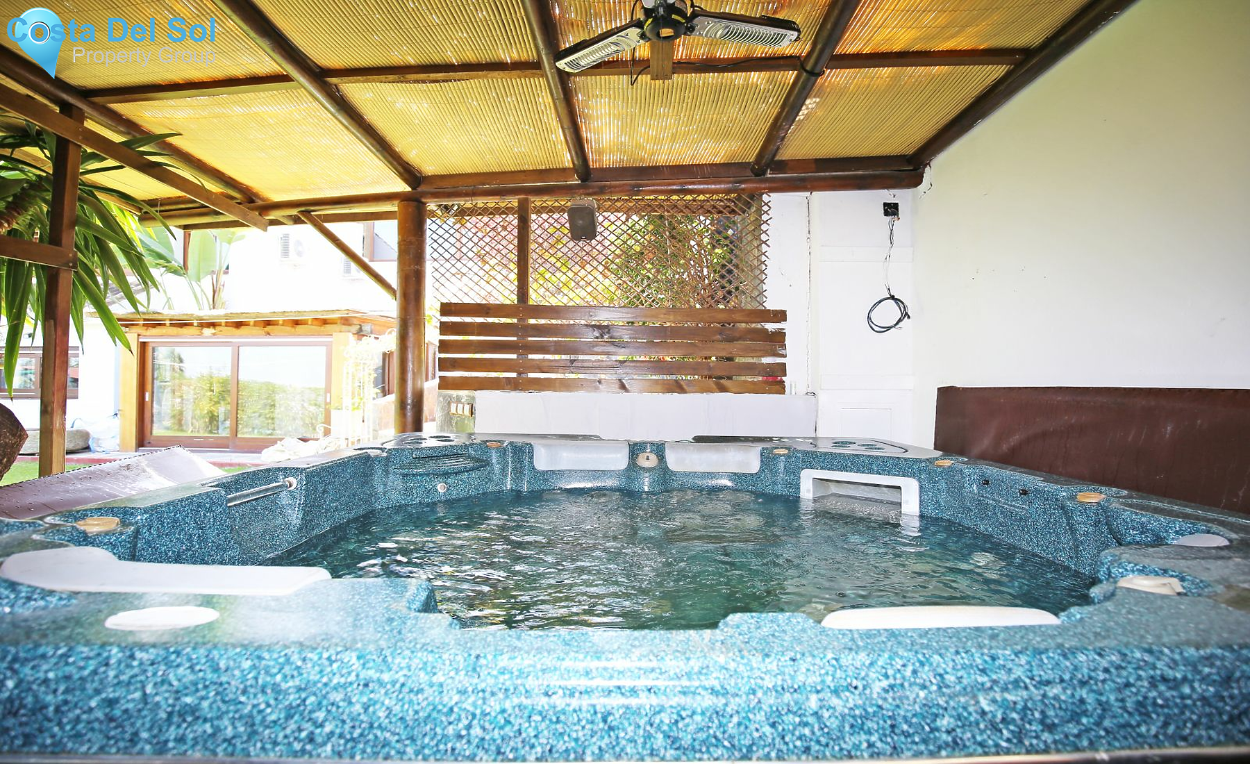 Detached Villa in Las Brisas-1429675