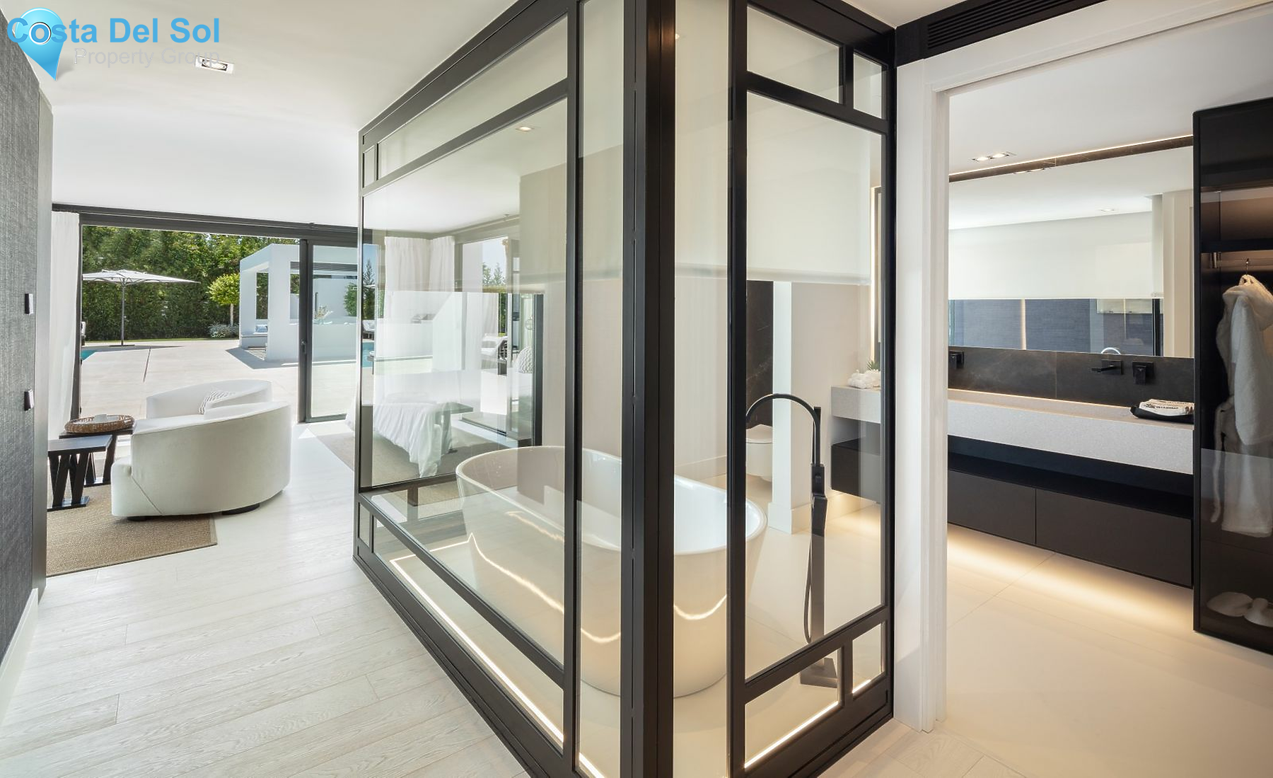 Detached Villa in Las Brisas-1546591