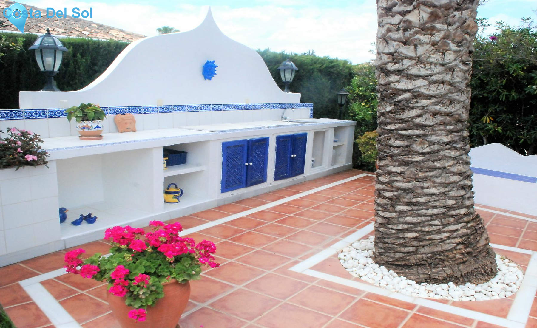 Detached Villa in Las Chapas-1151430