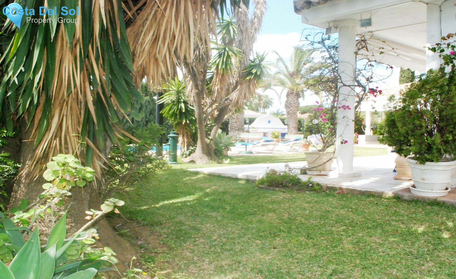 Detached Villa in Las Chapas-1151434