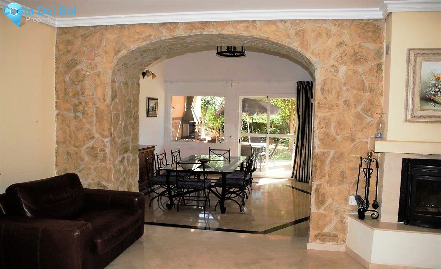 Detached Villa in Las Chapas-1388068