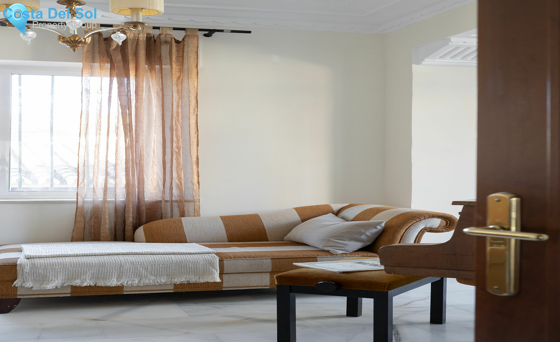 Detached Villa in Limonar-1447498