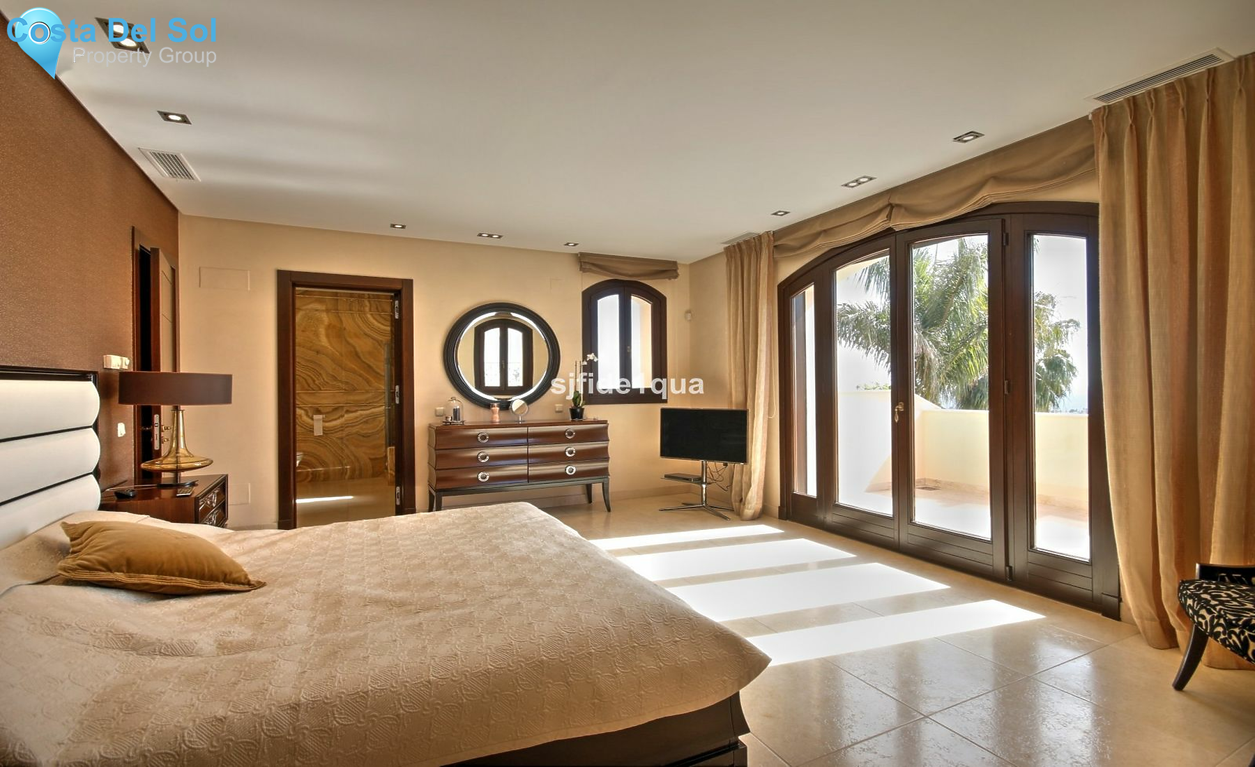 Detached Villa in Los Flamingos-1514298