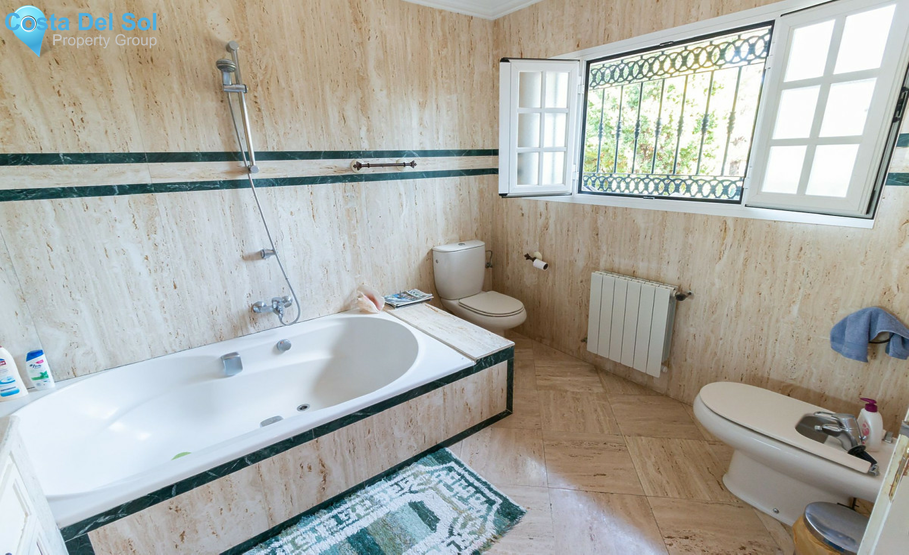 Detached Villa in Marbella-727263